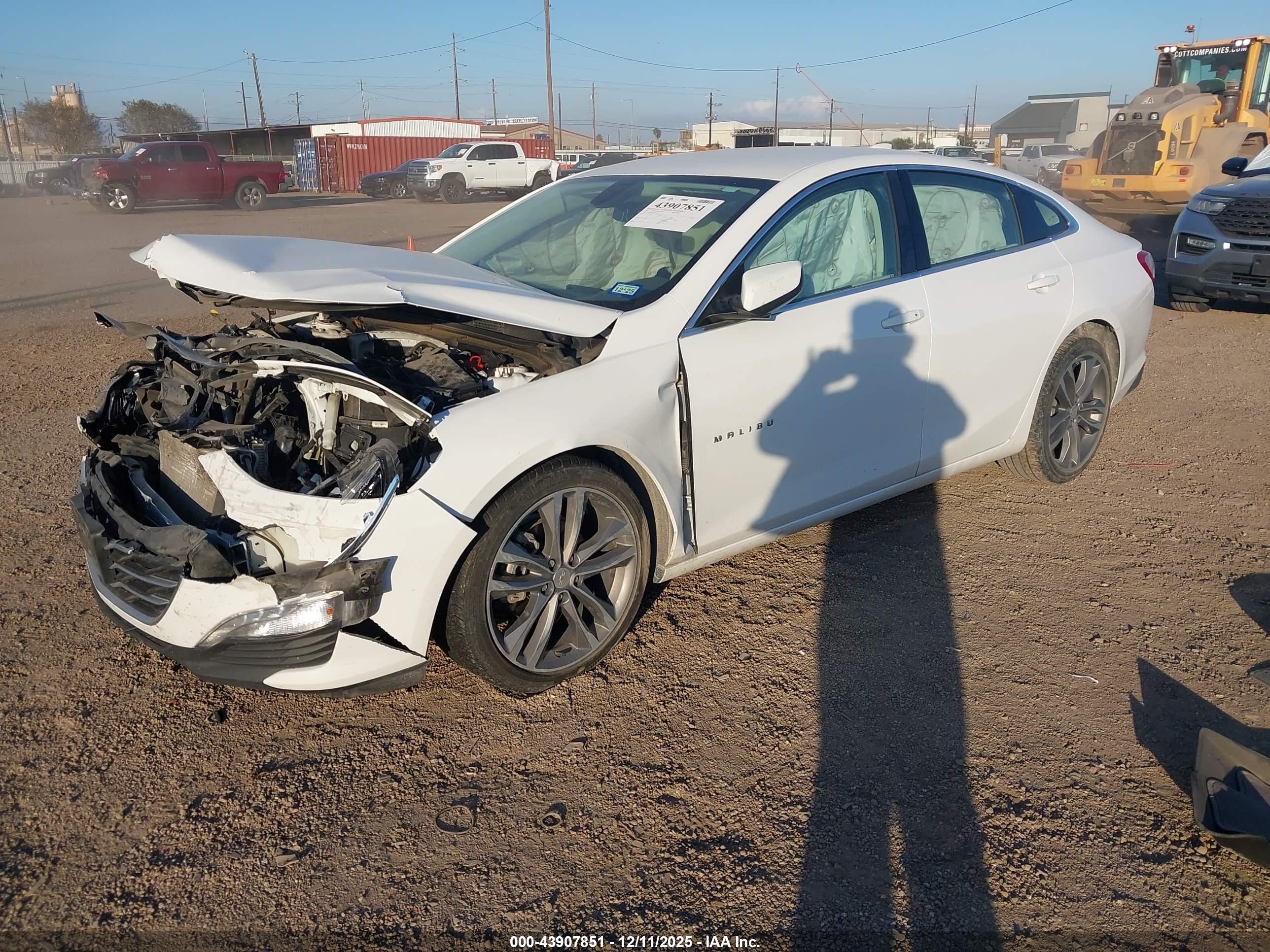 CHEVROLET MALIBU image 2