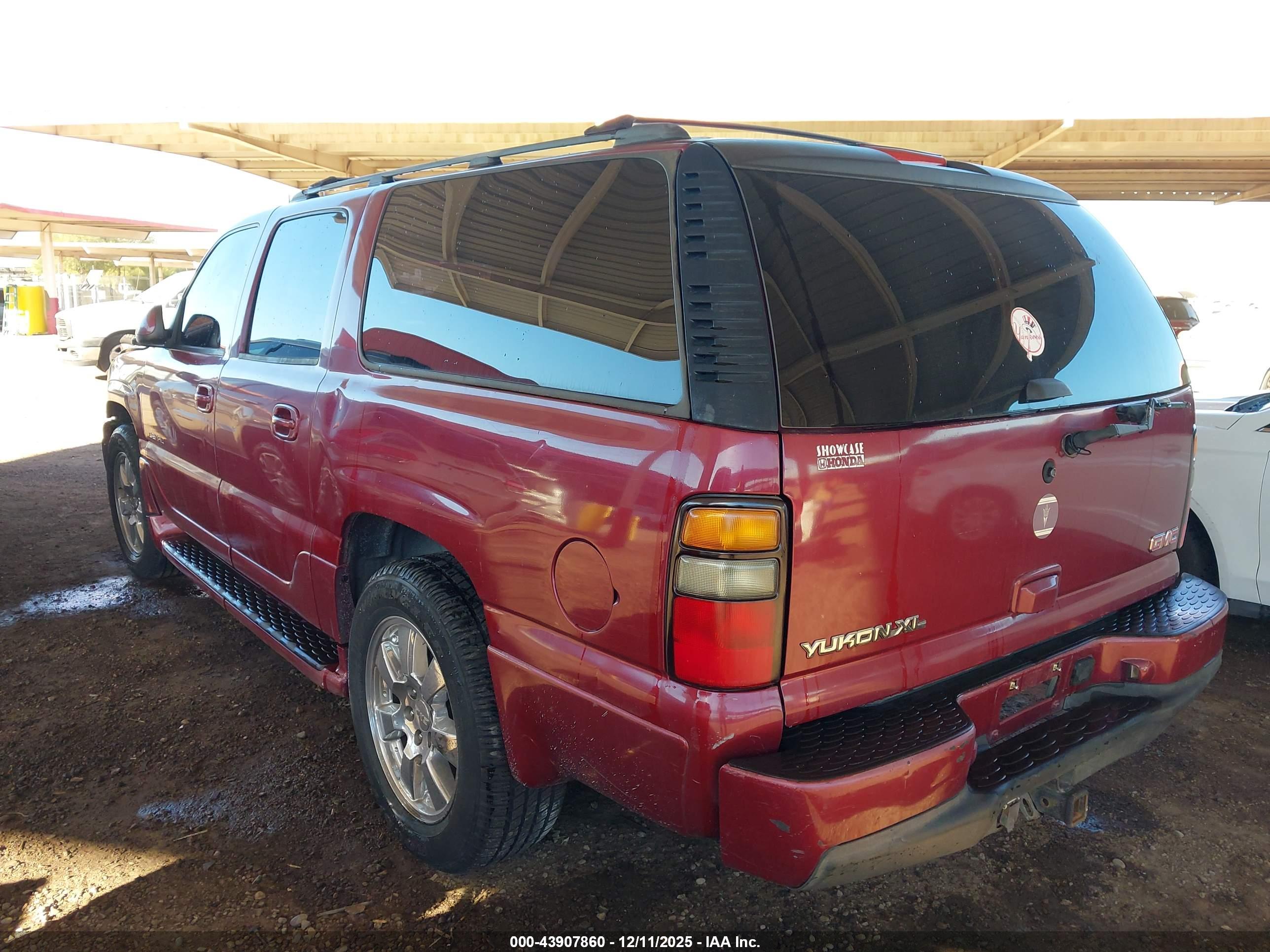 GMC YUKON image 3