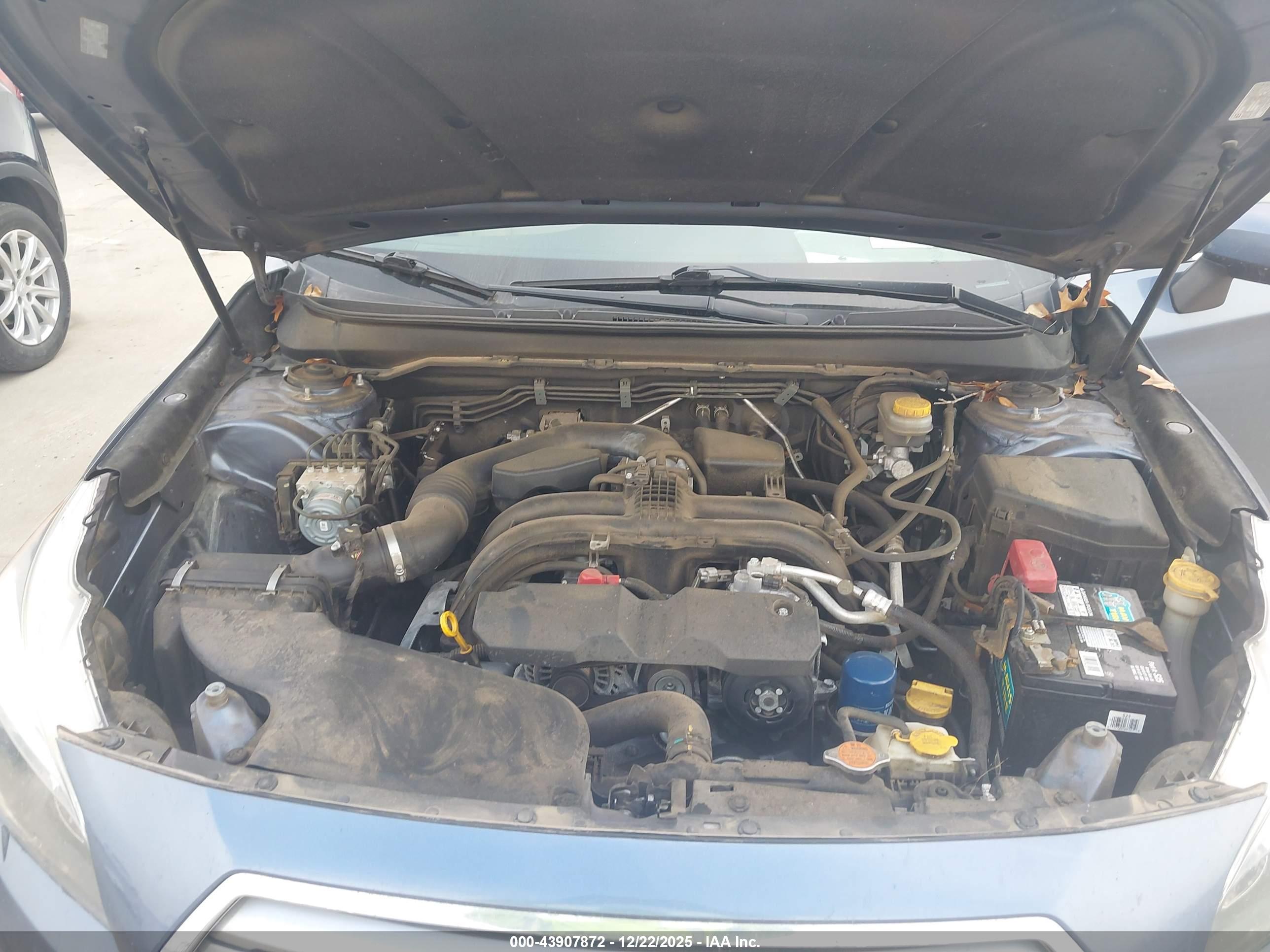 SUBARU OUTBACK image 10