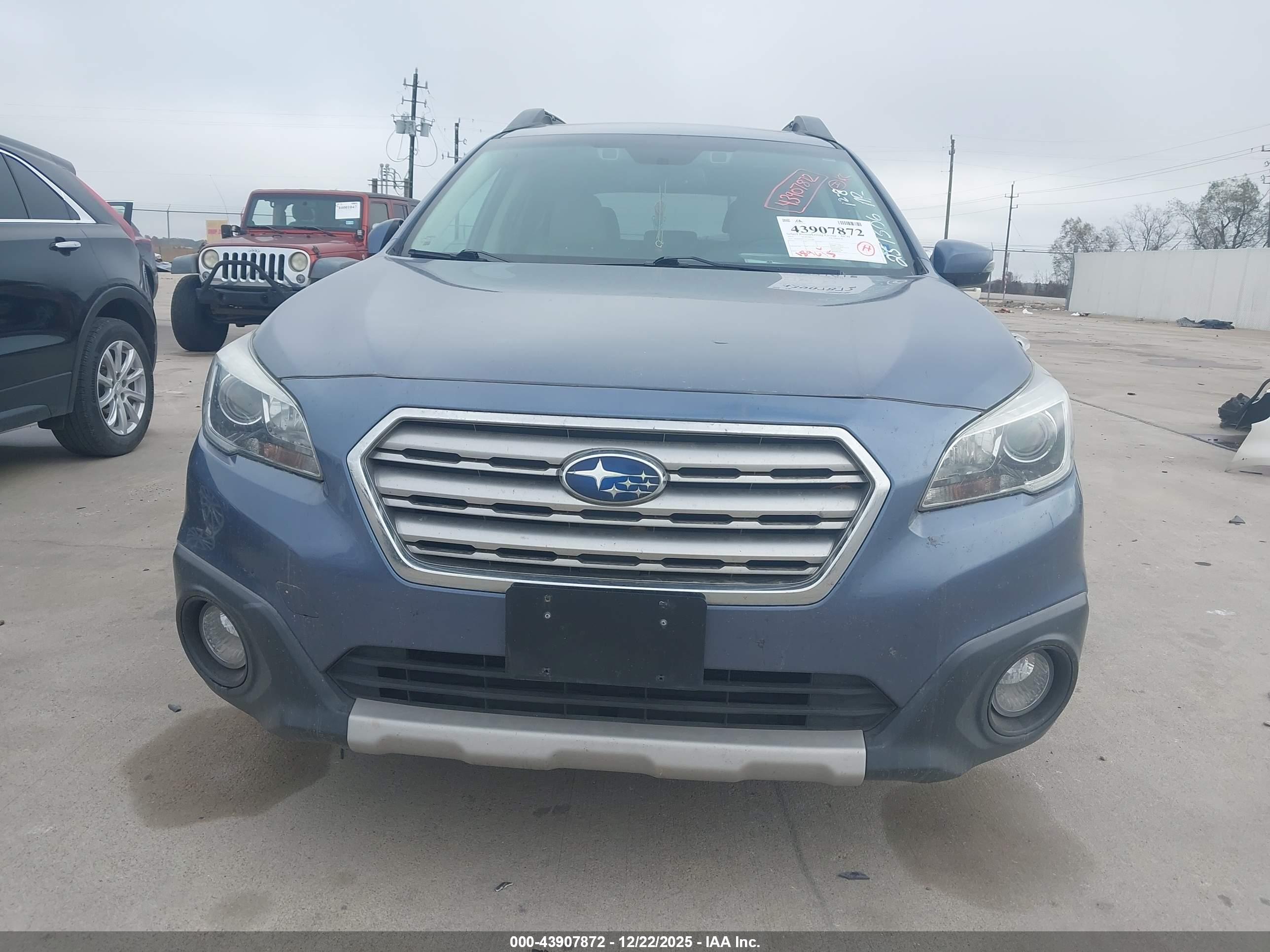 SUBARU OUTBACK image 6
