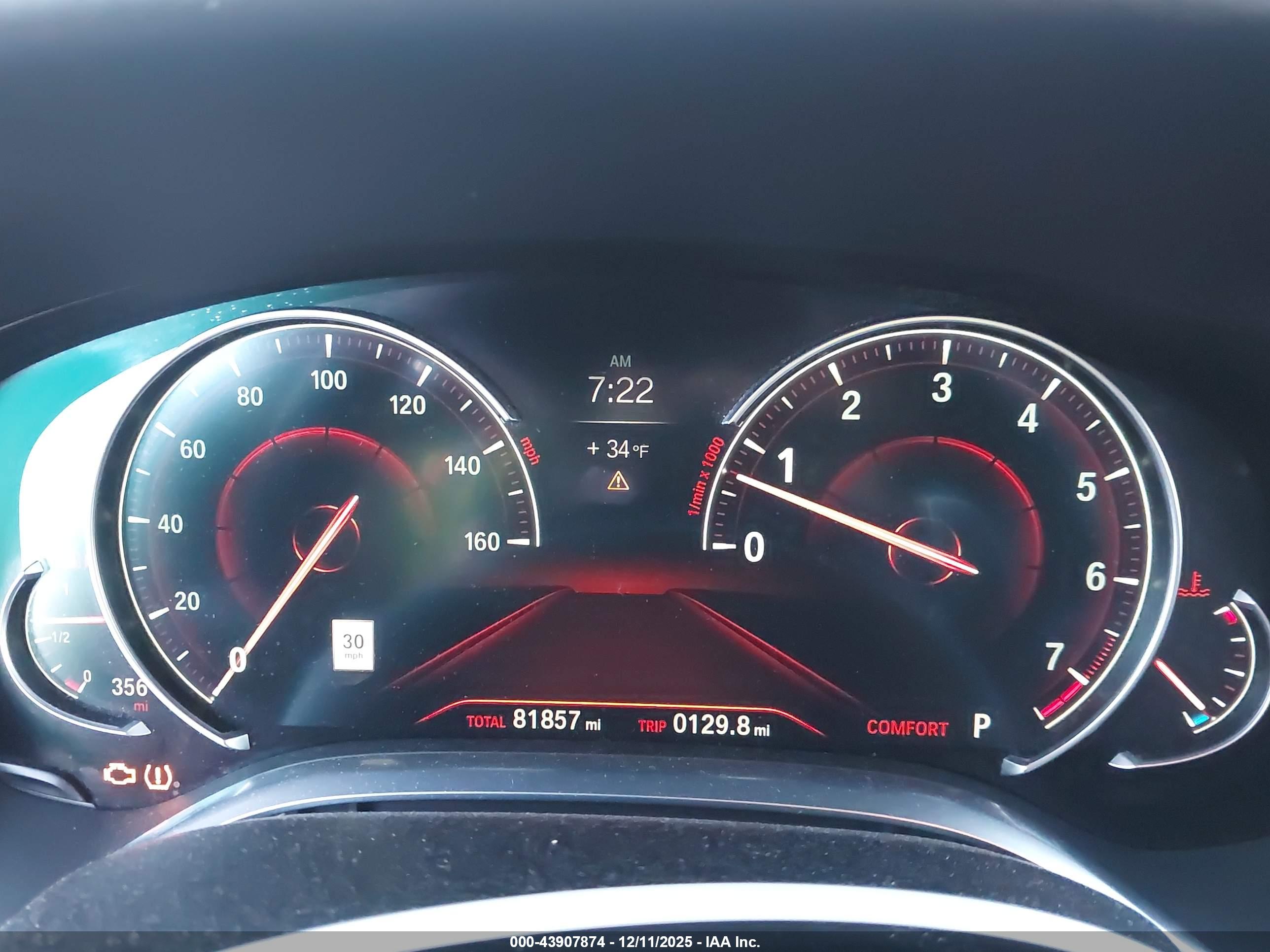 BMW 750I image 7