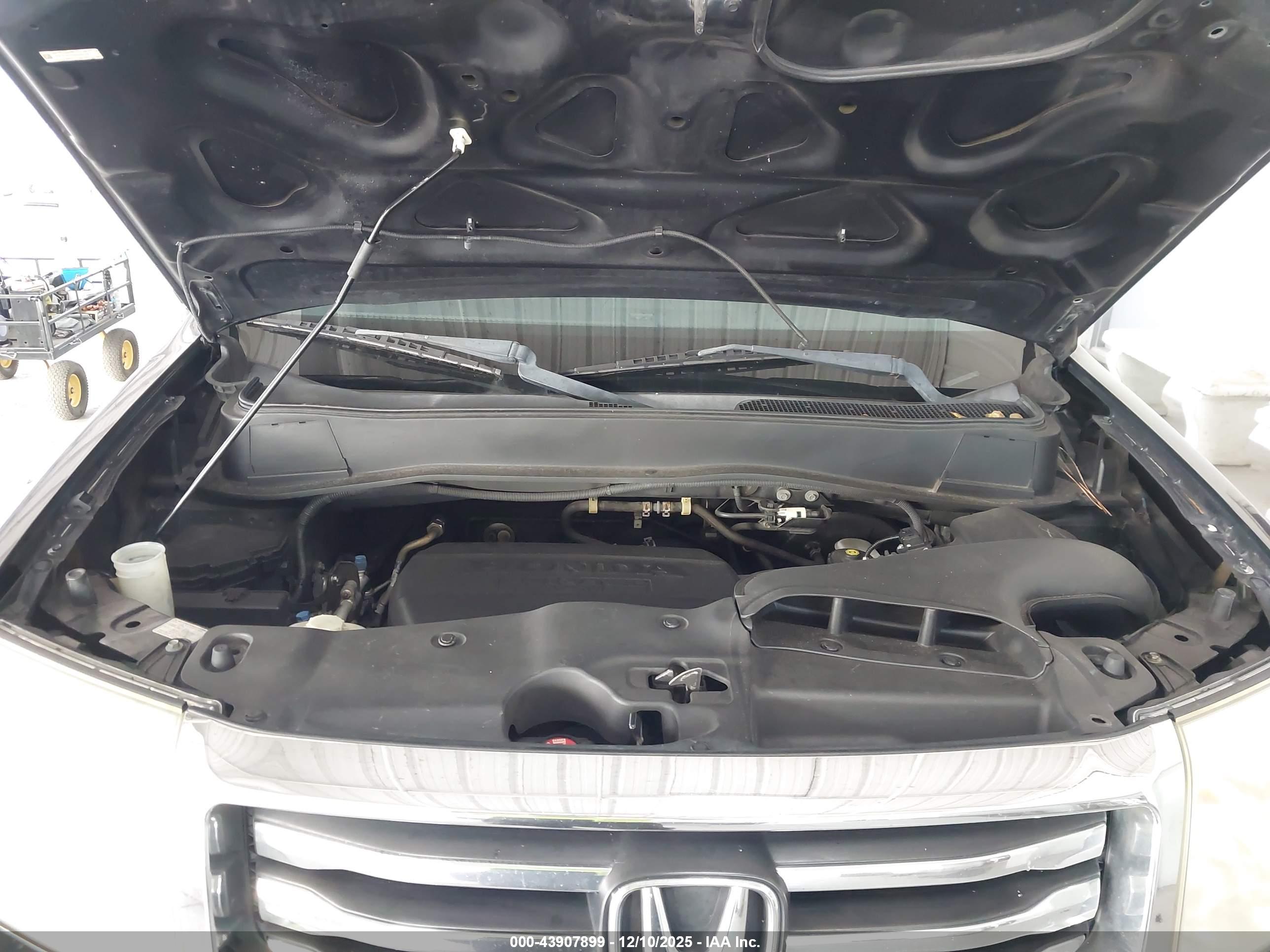 HONDA PILOT image 10