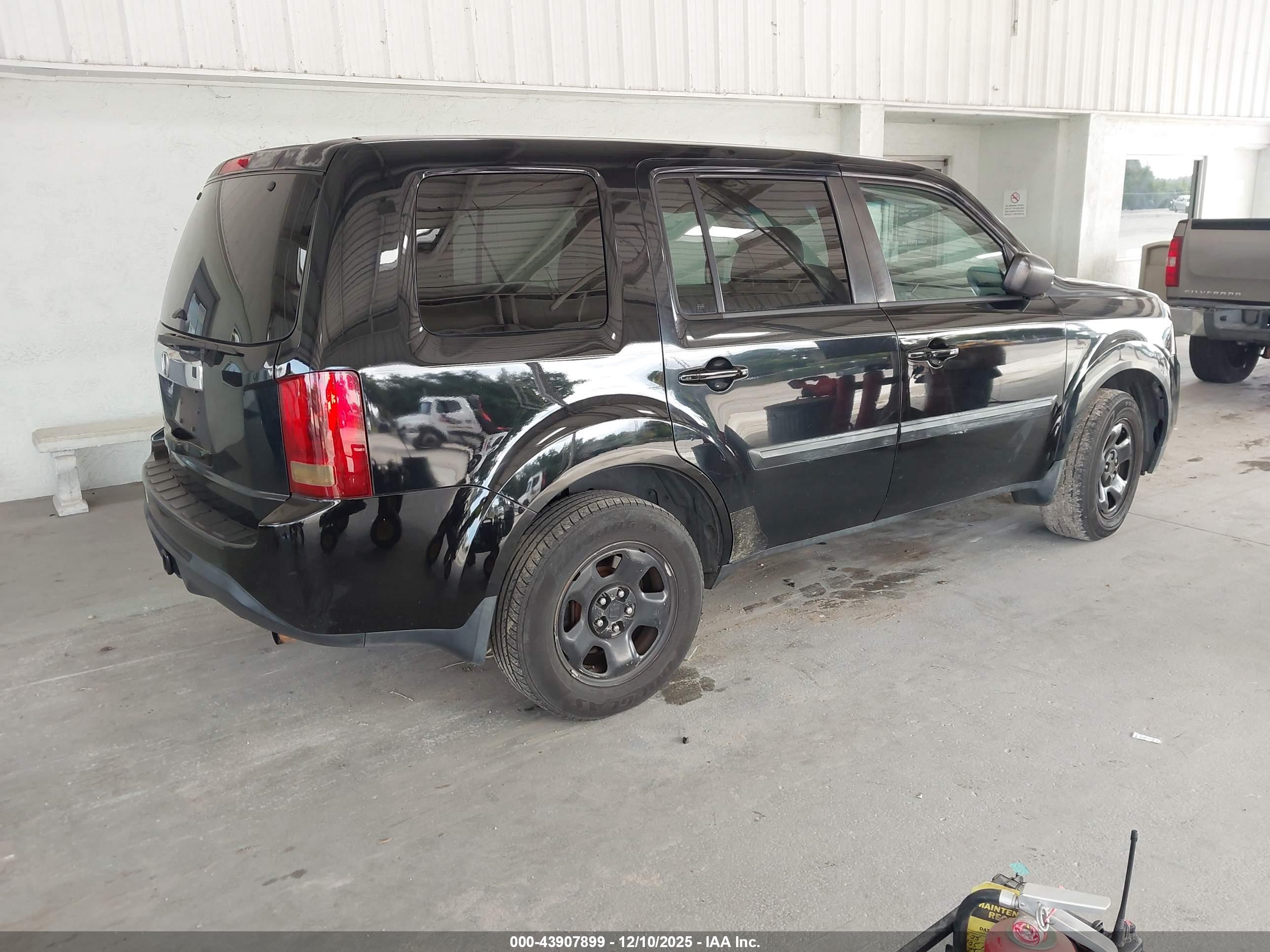 HONDA PILOT image 4