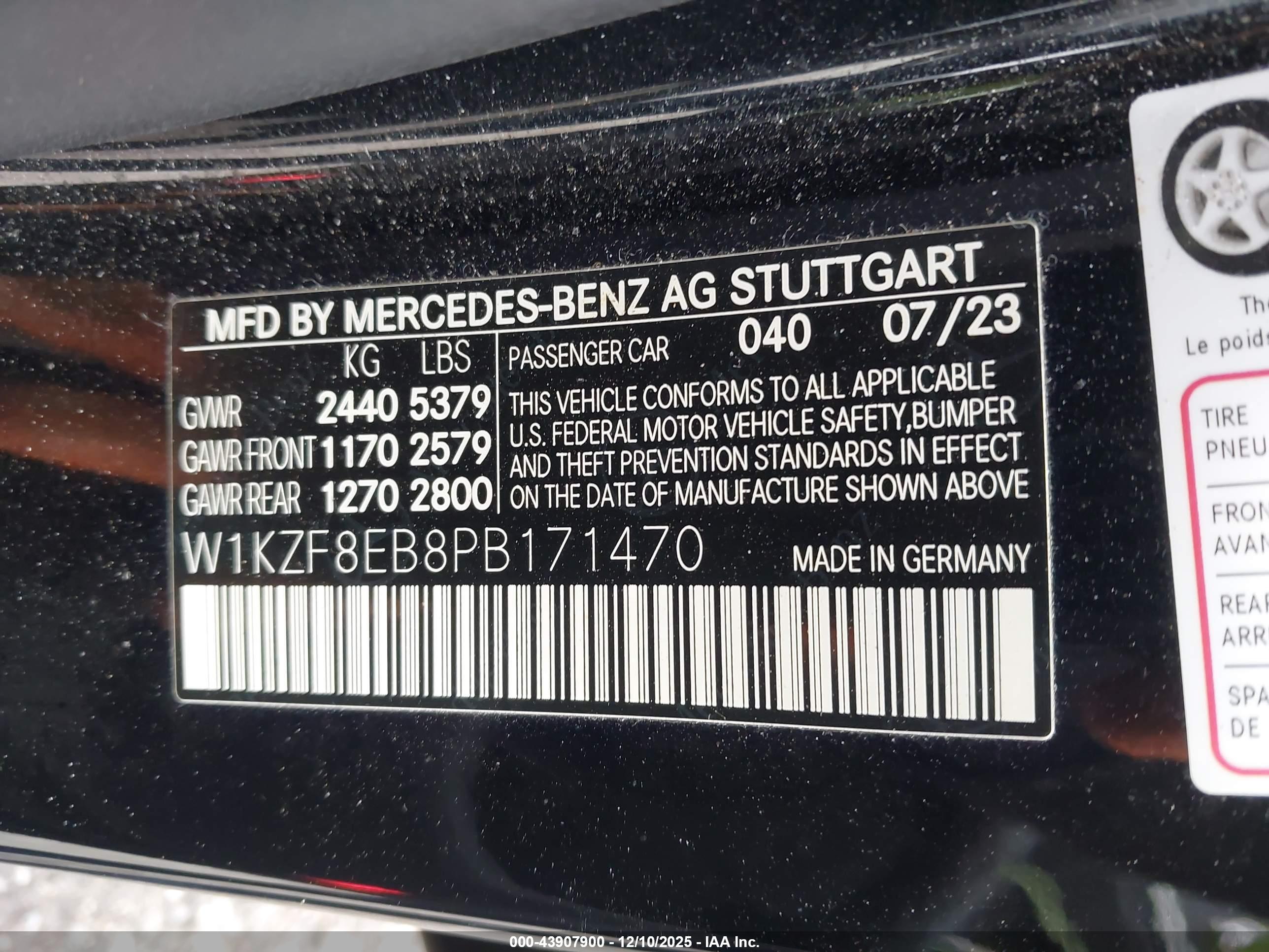 MERCEDES-BENZ E image 9