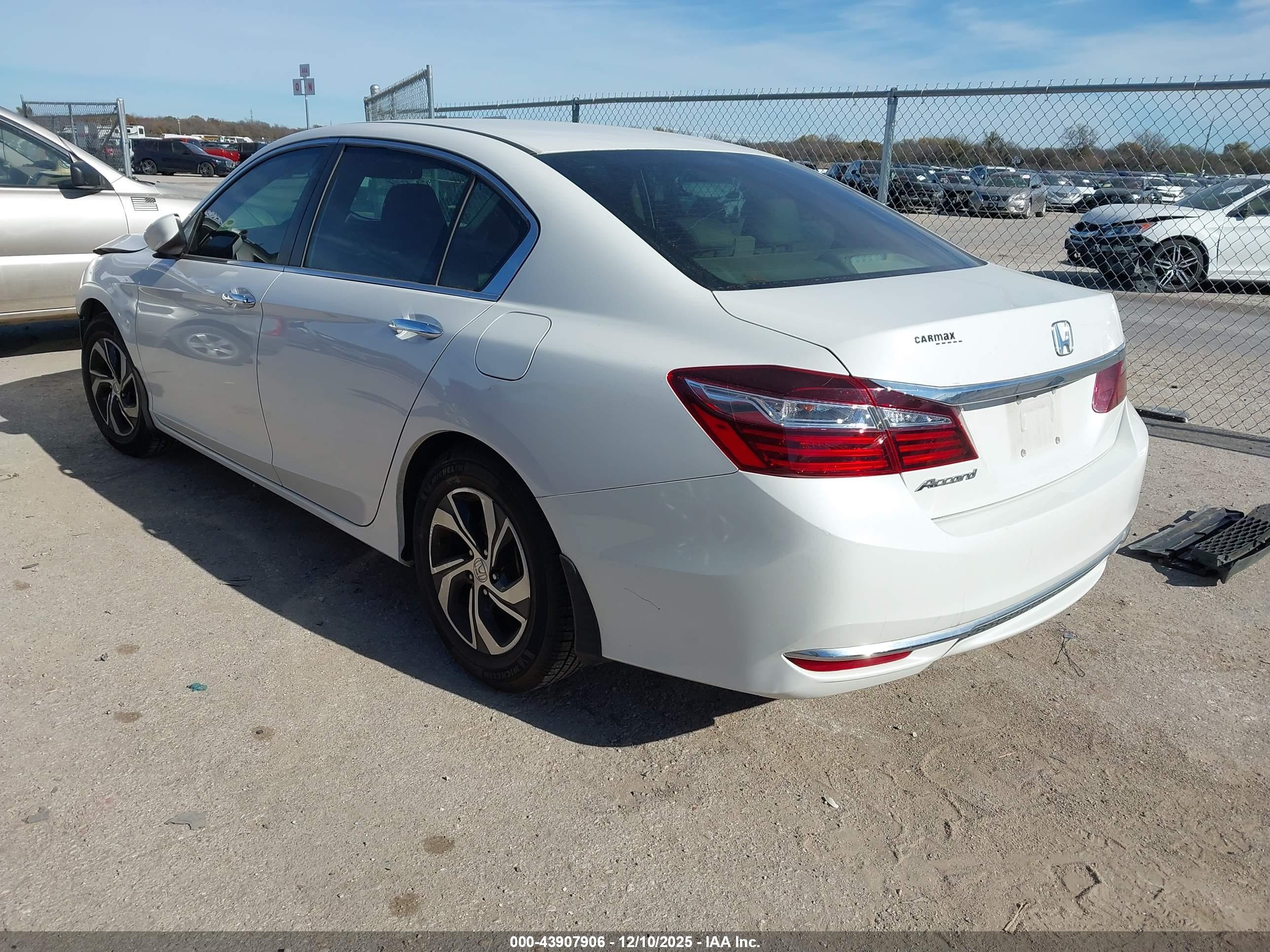 HONDA ACCORD image 3