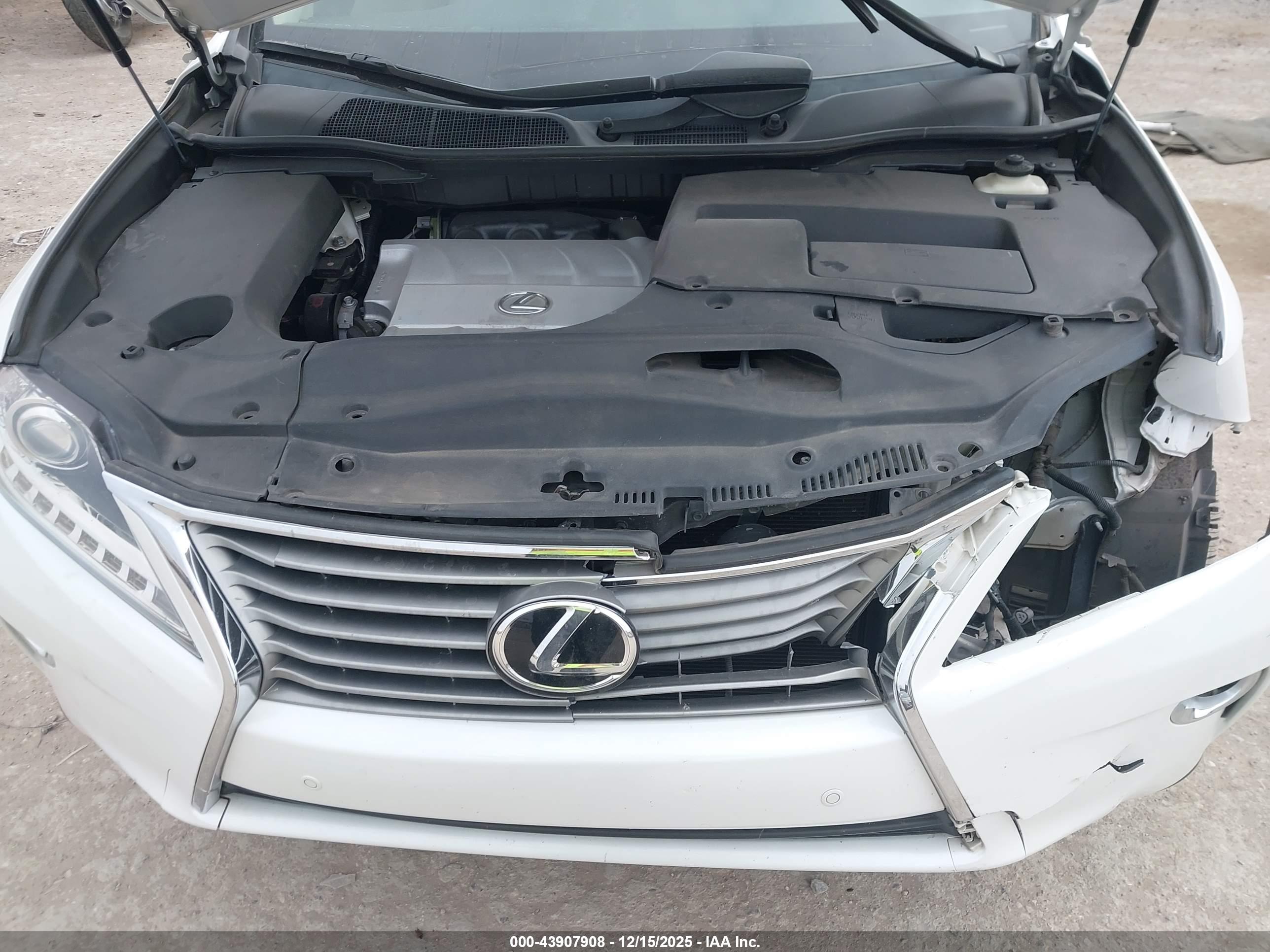 LEXUS RX image 10