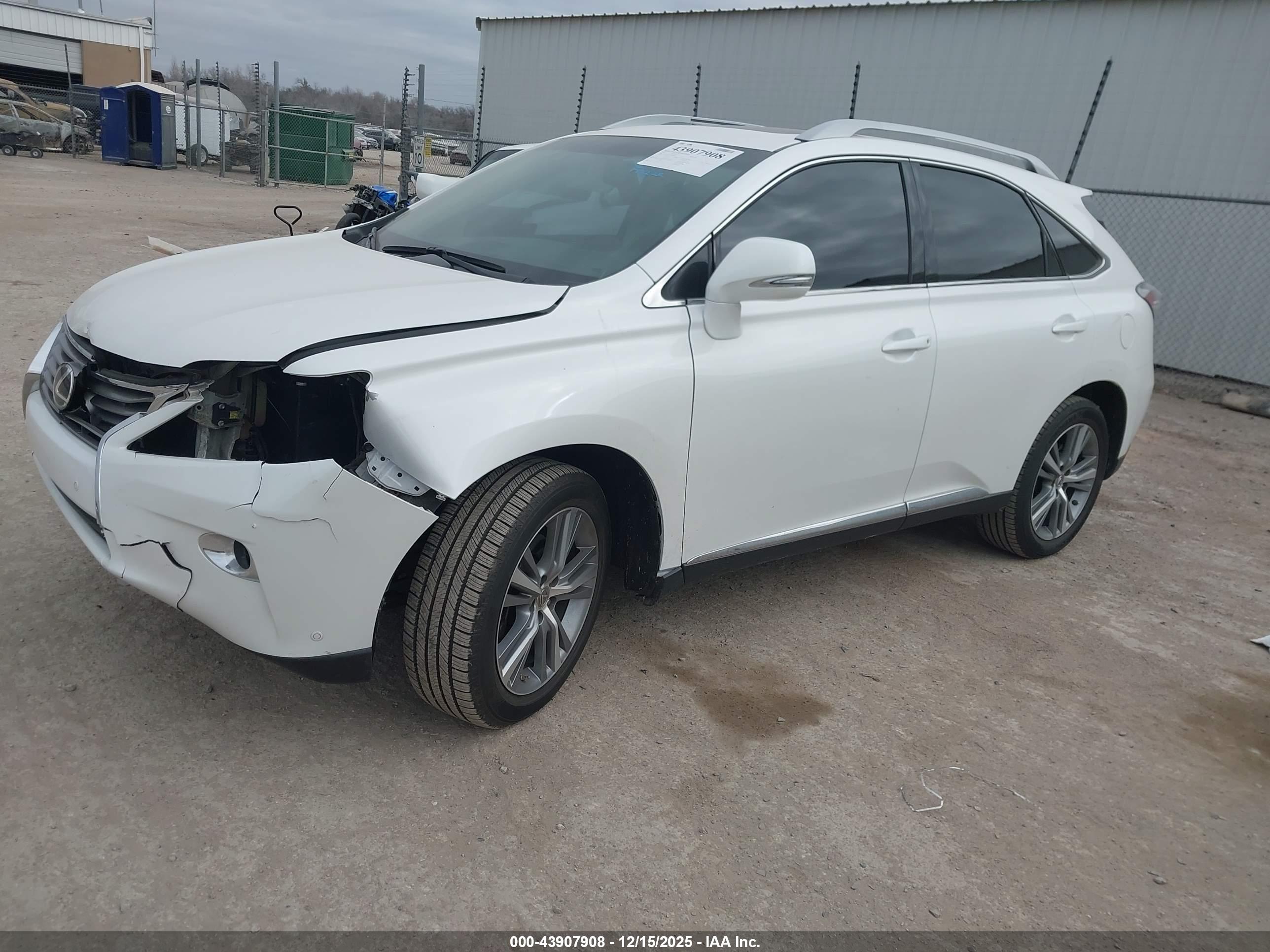 LEXUS RX image 2