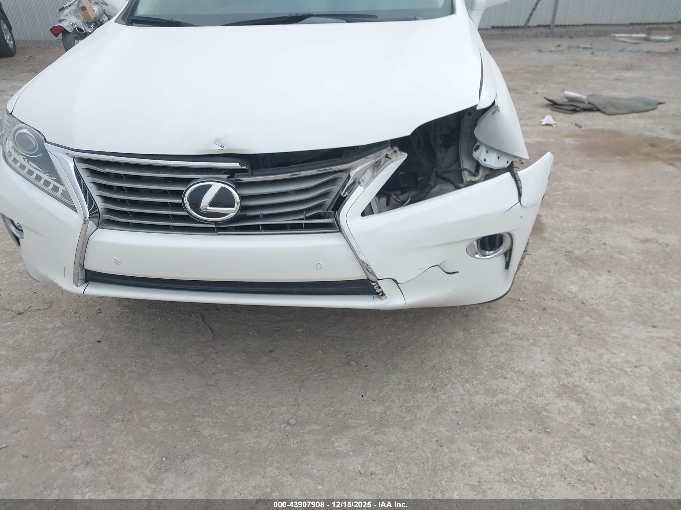 LEXUS RX image 6
