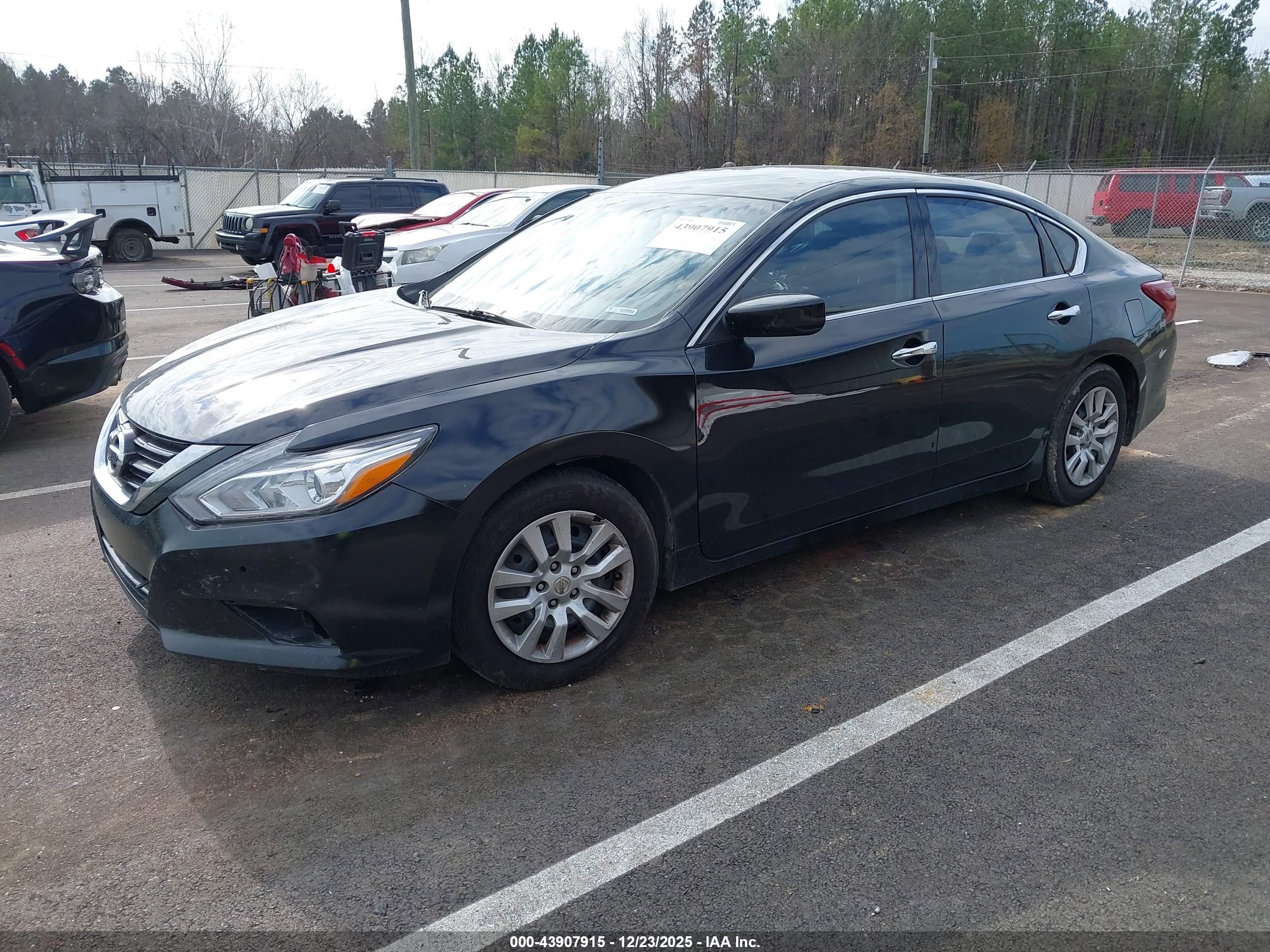 NISSAN ALTIMA image 2