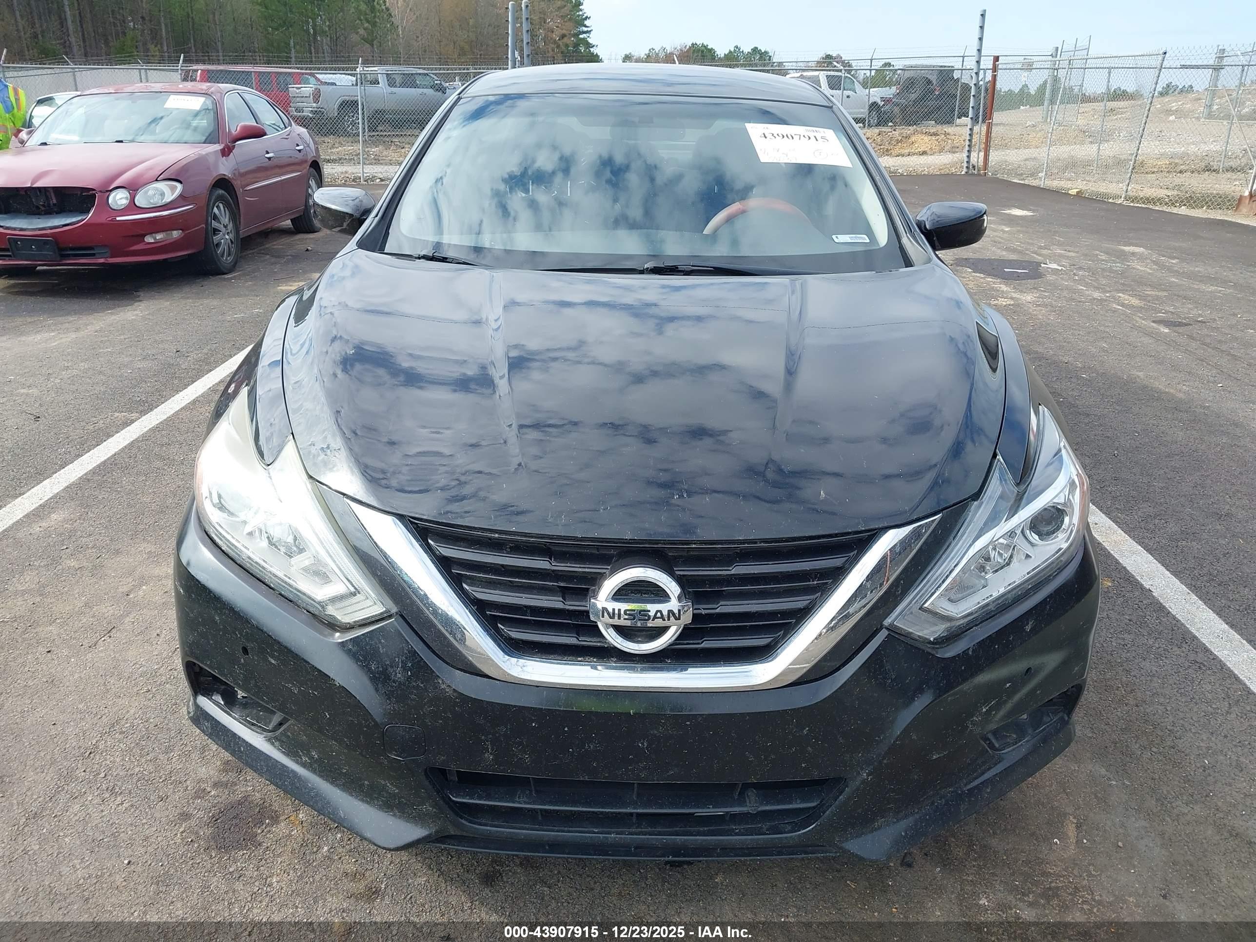 NISSAN ALTIMA image 6