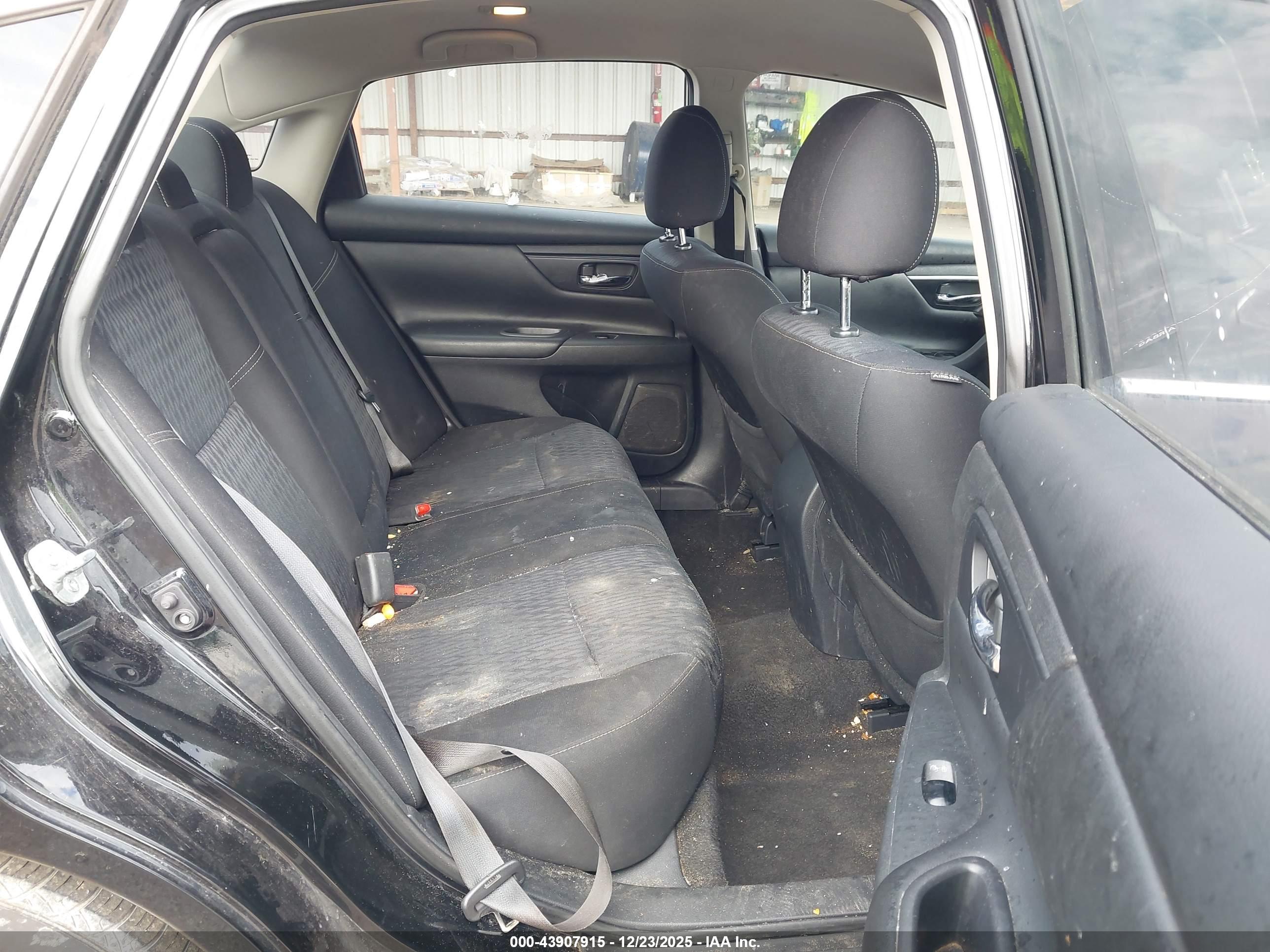 NISSAN ALTIMA image 8