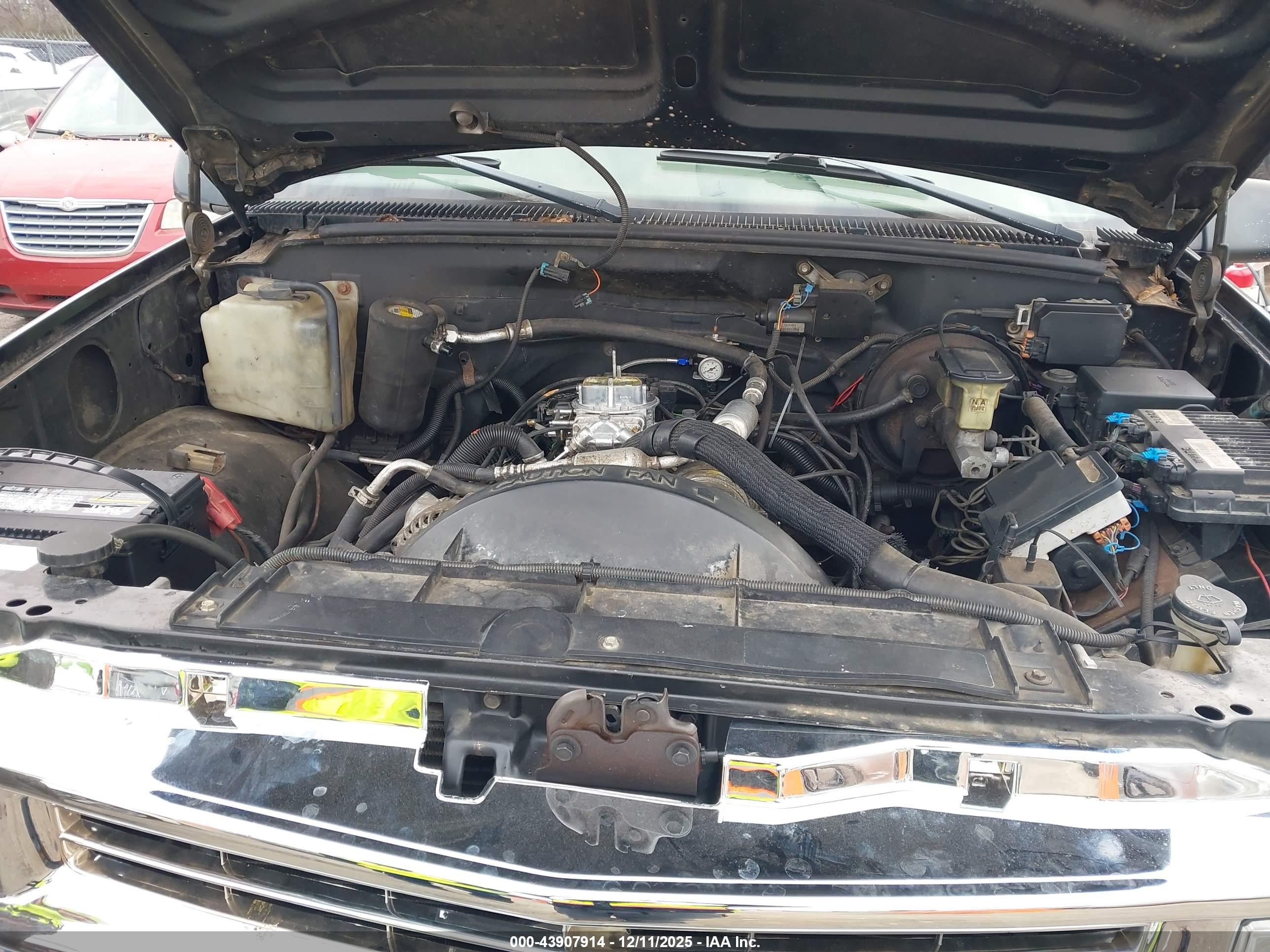 CHEVROLET K1500 image 10