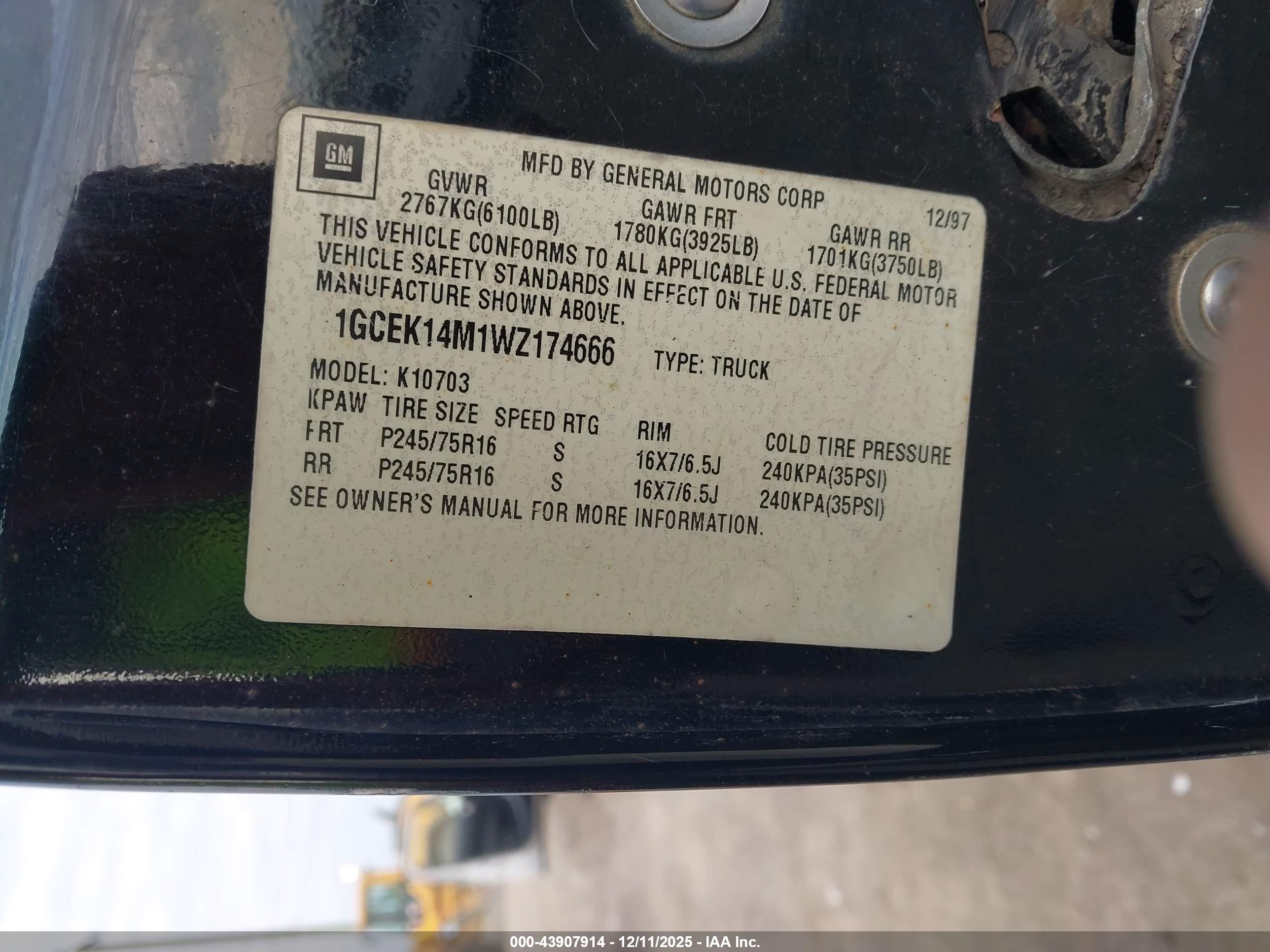 CHEVROLET K1500 image 9
