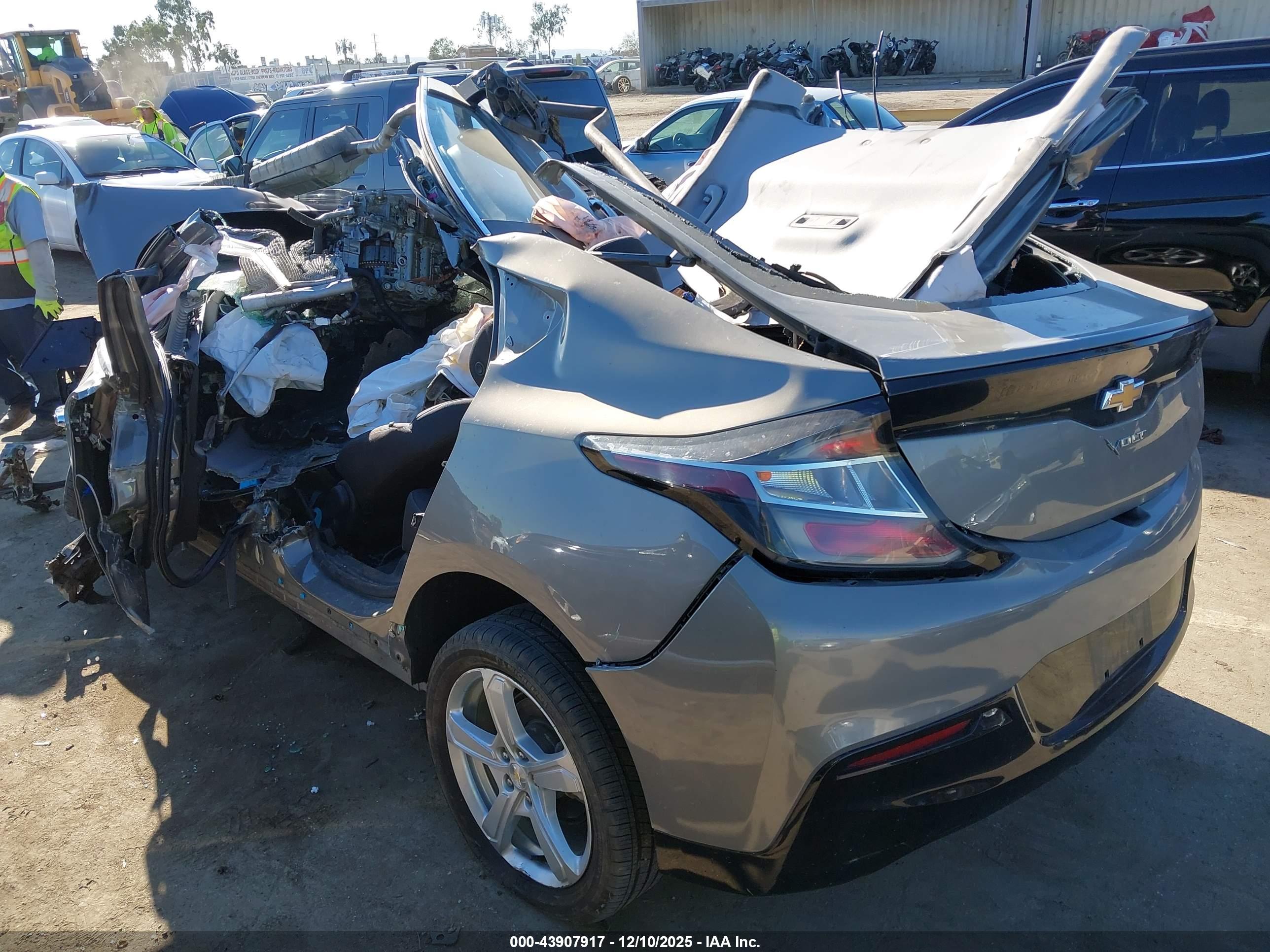 CHEVROLET VOLT image 3