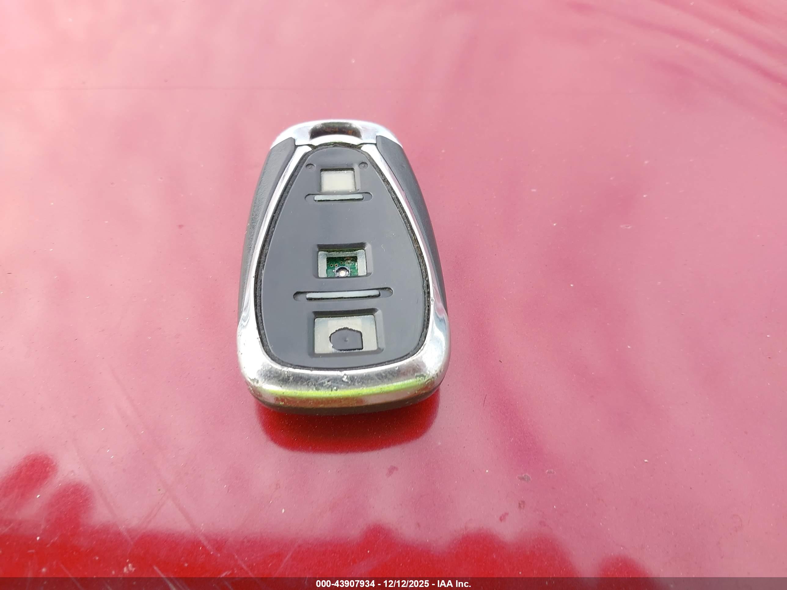 CHEVROLET EQUINOX image 11