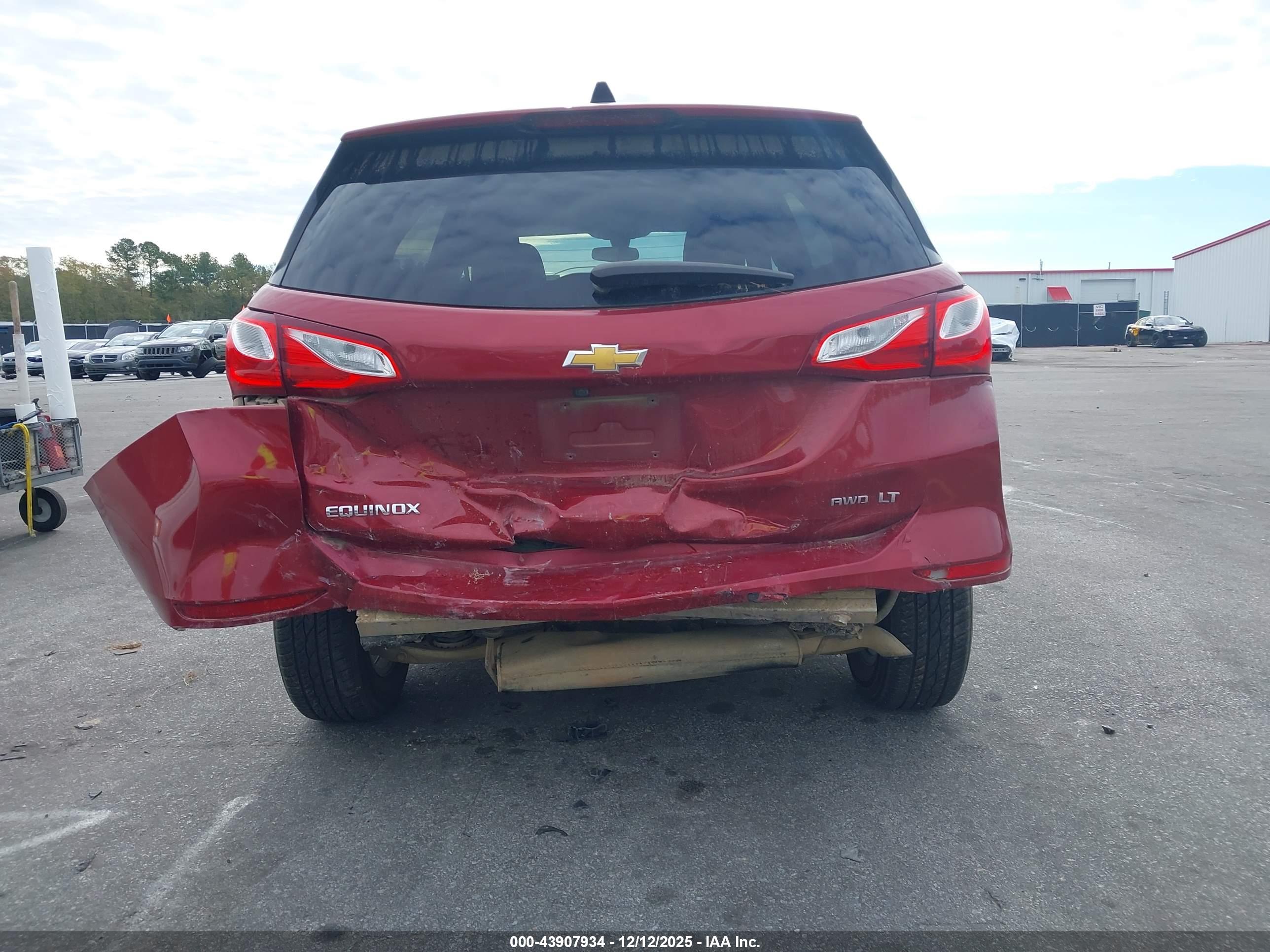 CHEVROLET EQUINOX image 6