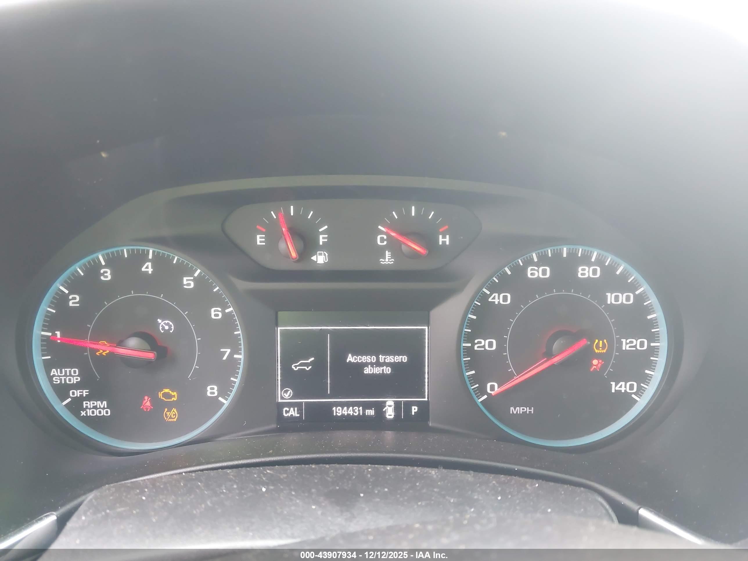 CHEVROLET EQUINOX image 7