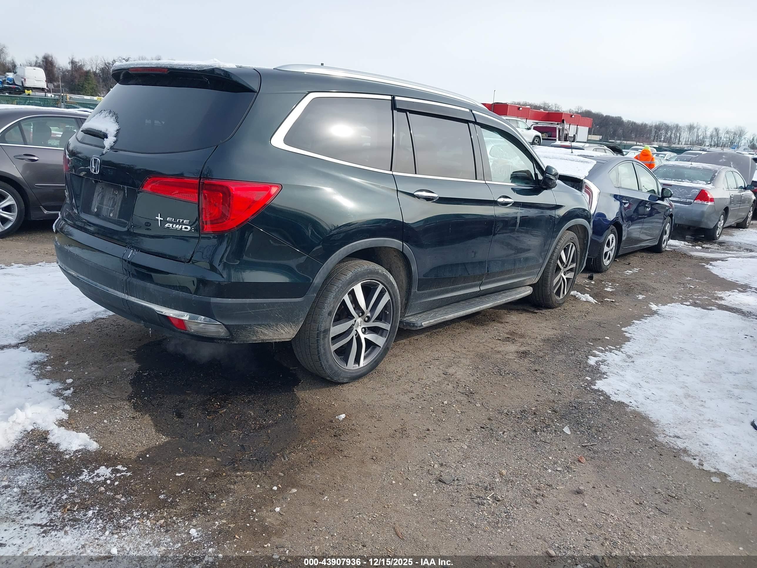 HONDA PILOT image 4