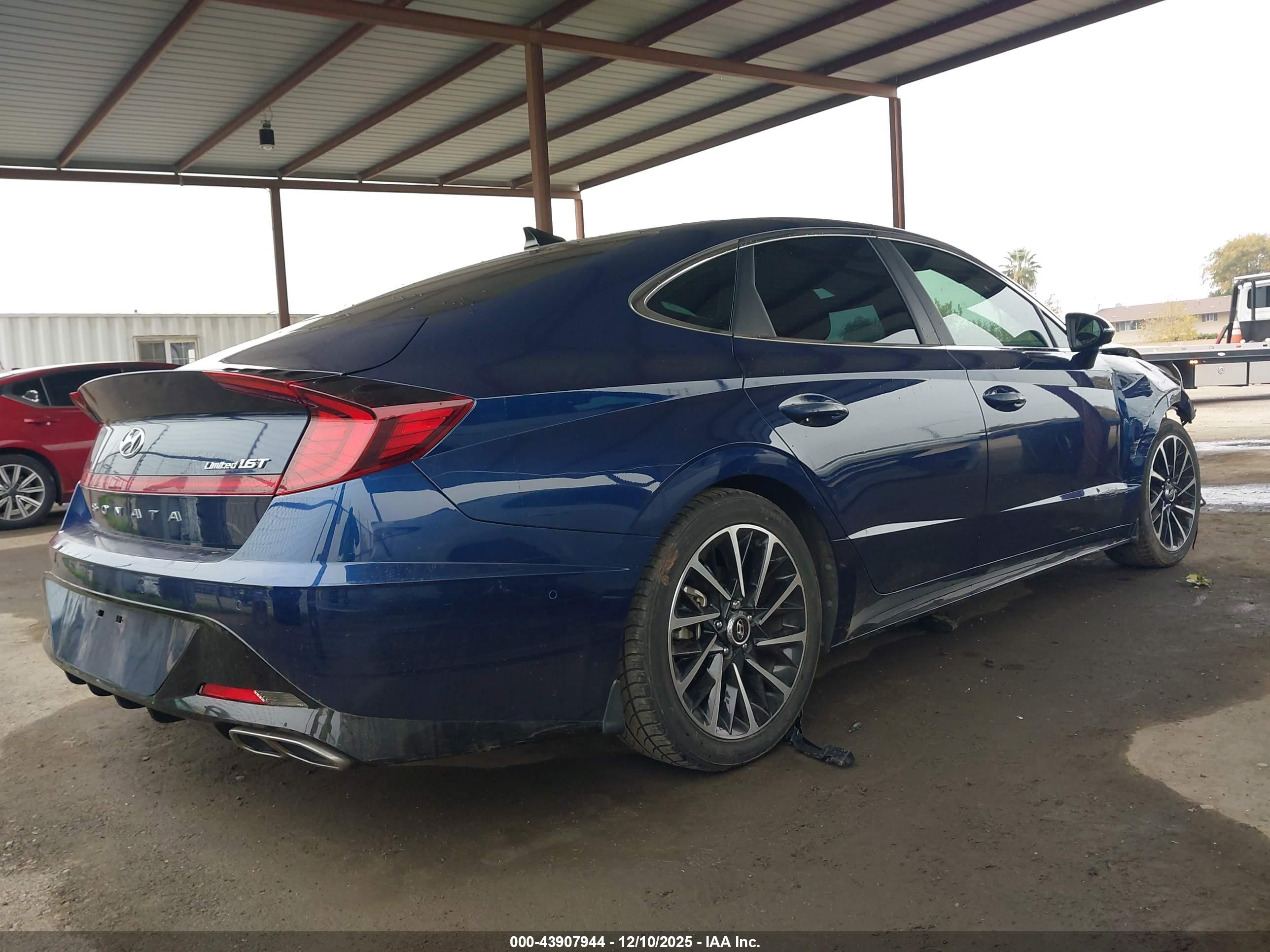 HYUNDAI SONATA image 4