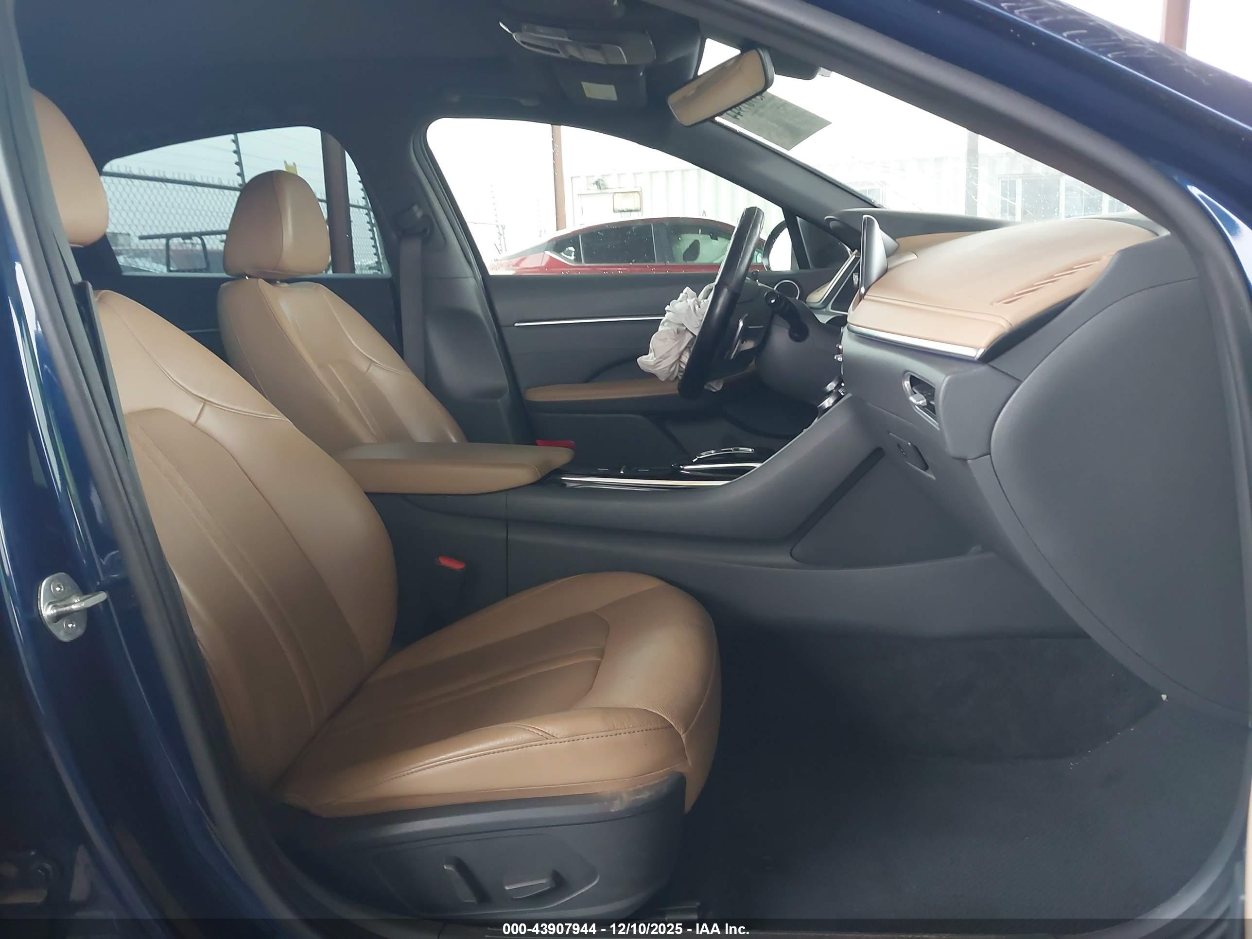 HYUNDAI SONATA image 5