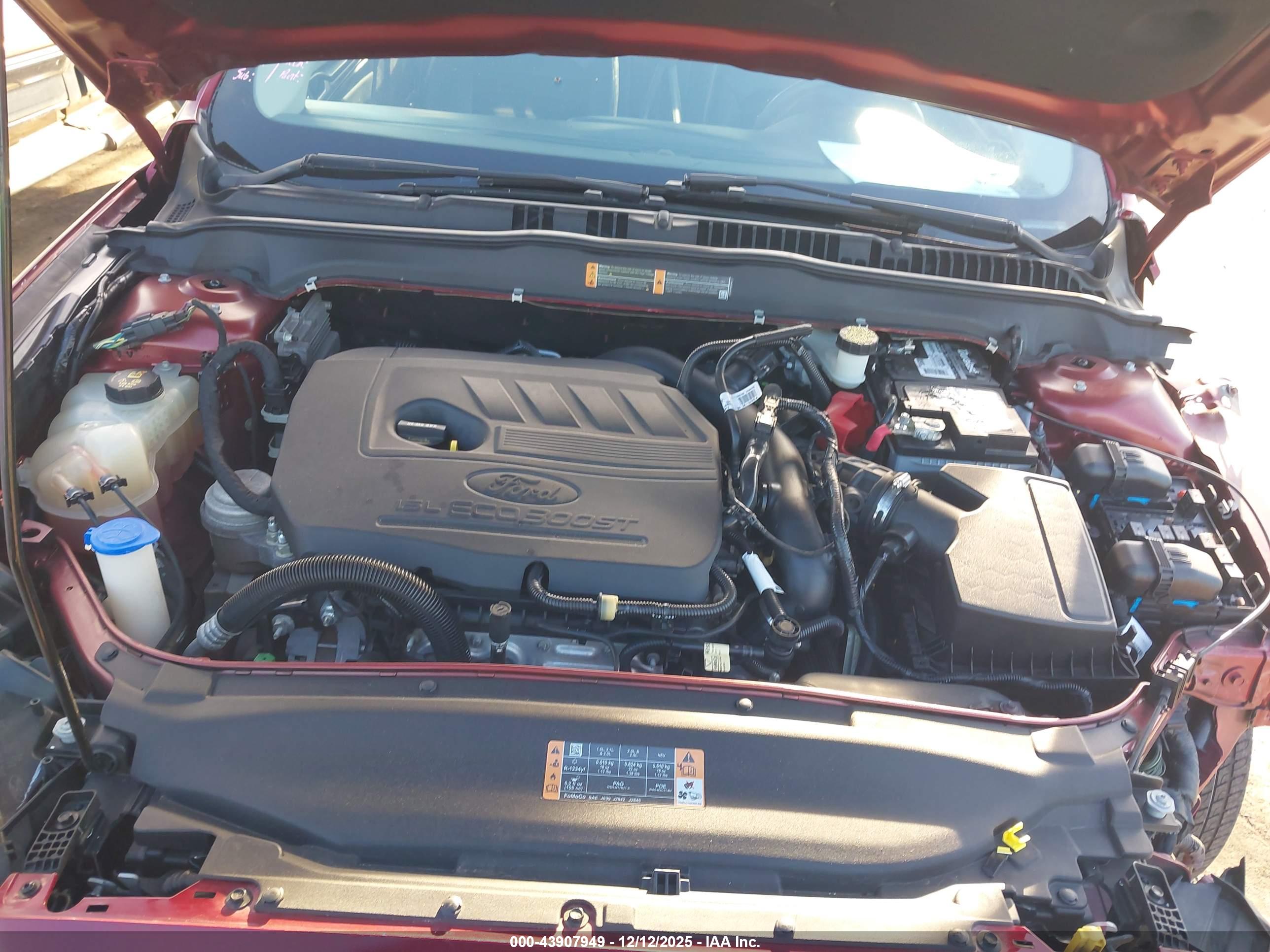 FORD FUSION image 10