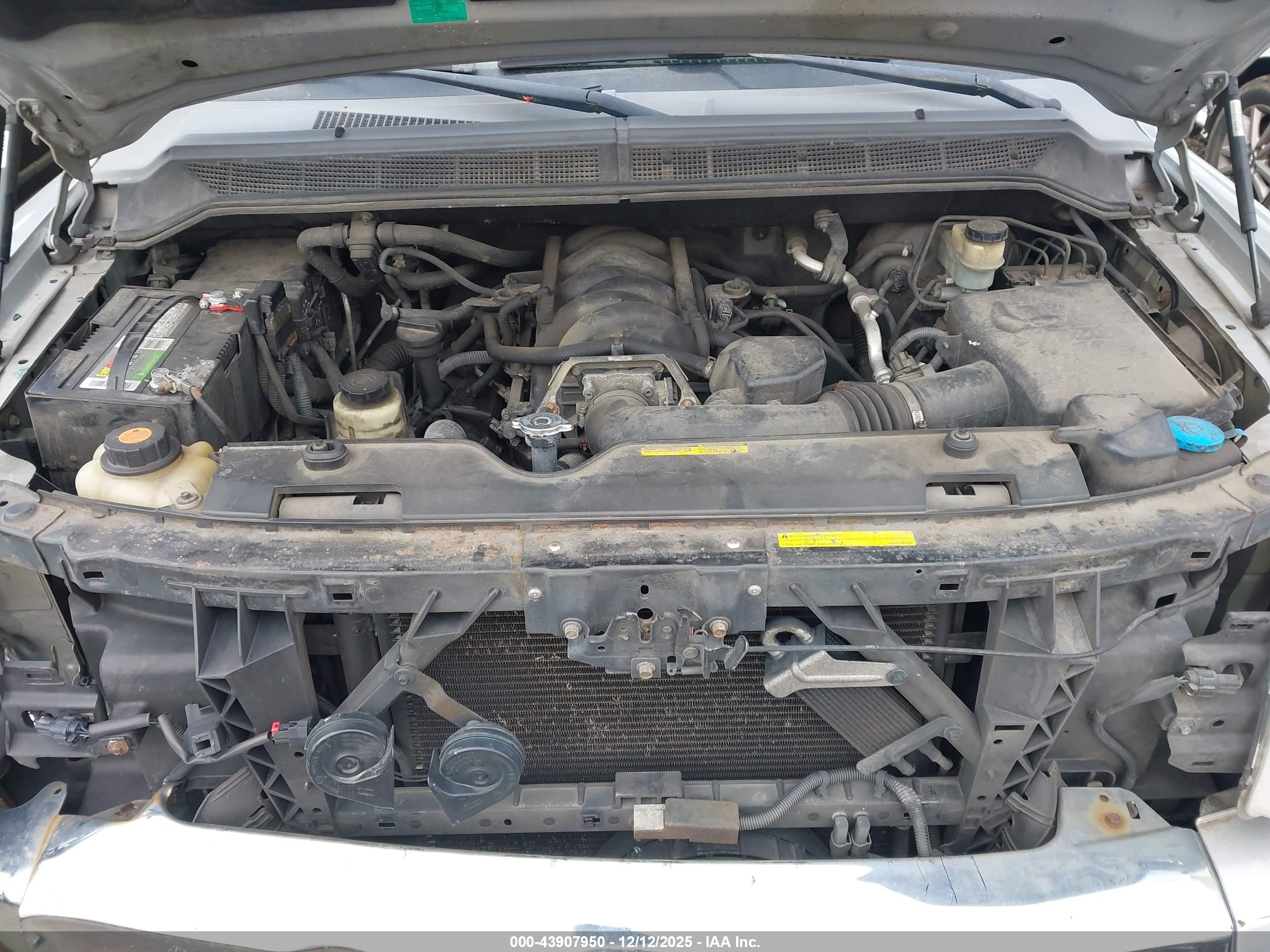 NISSAN ARMADA image 10