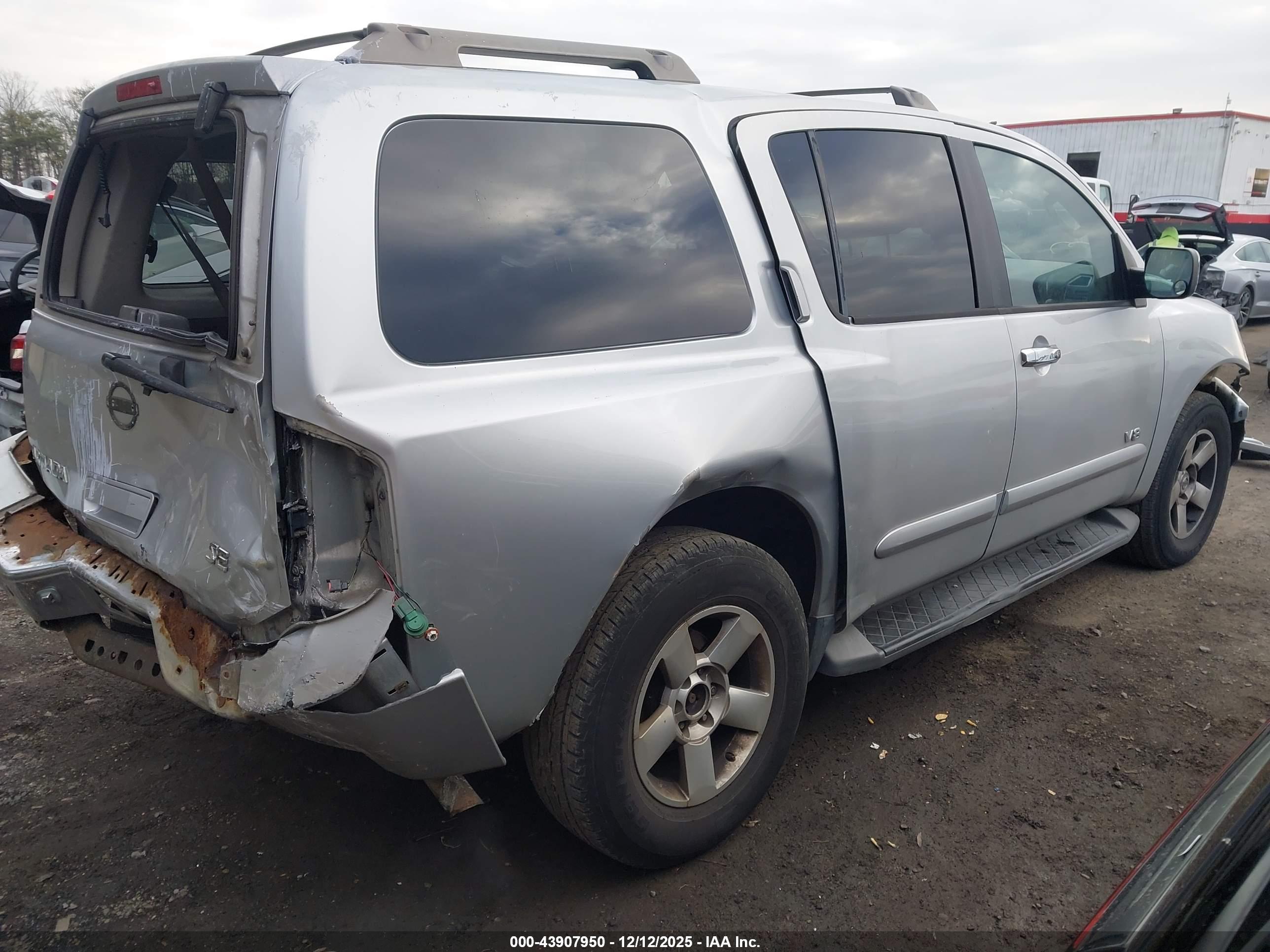 NISSAN ARMADA image 4