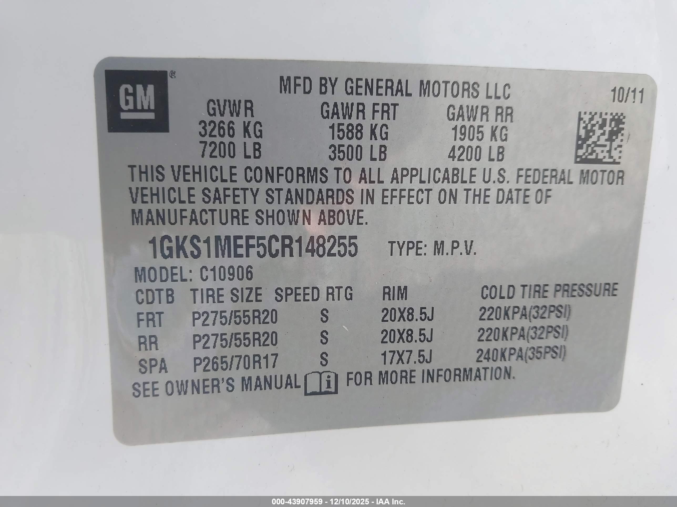 GMC YUKON image 9