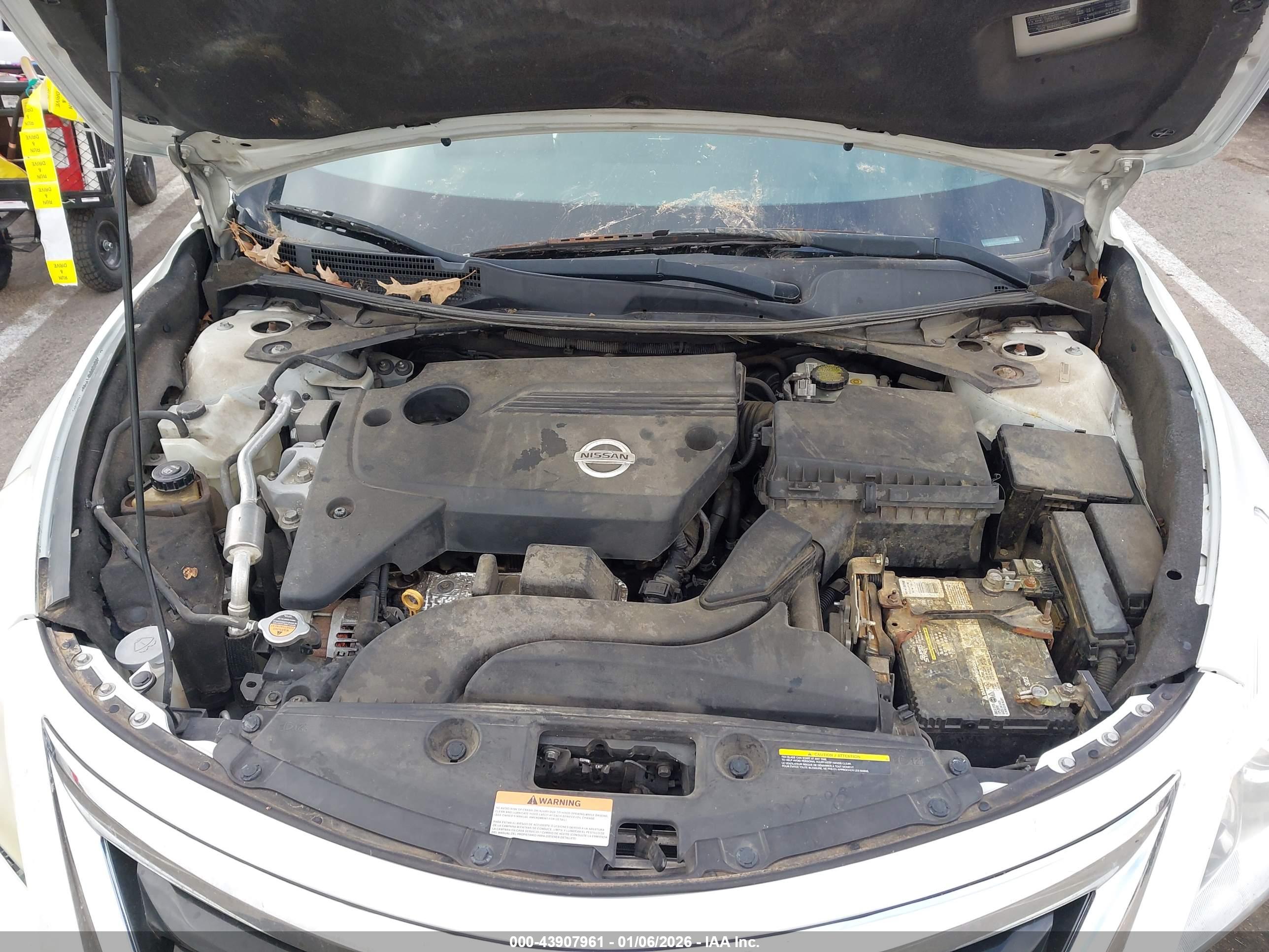 NISSAN ALTIMA image 10