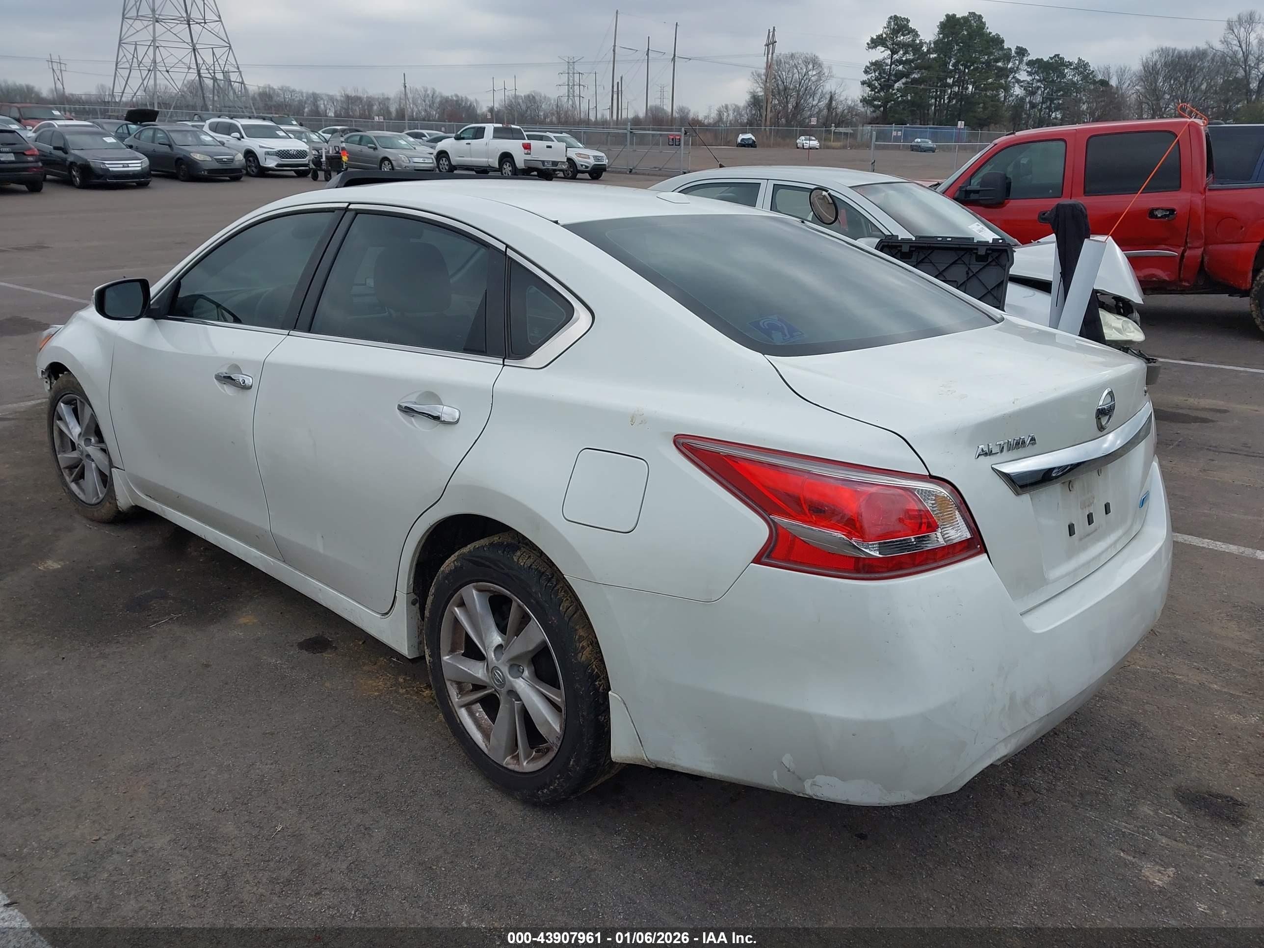 NISSAN ALTIMA image 3