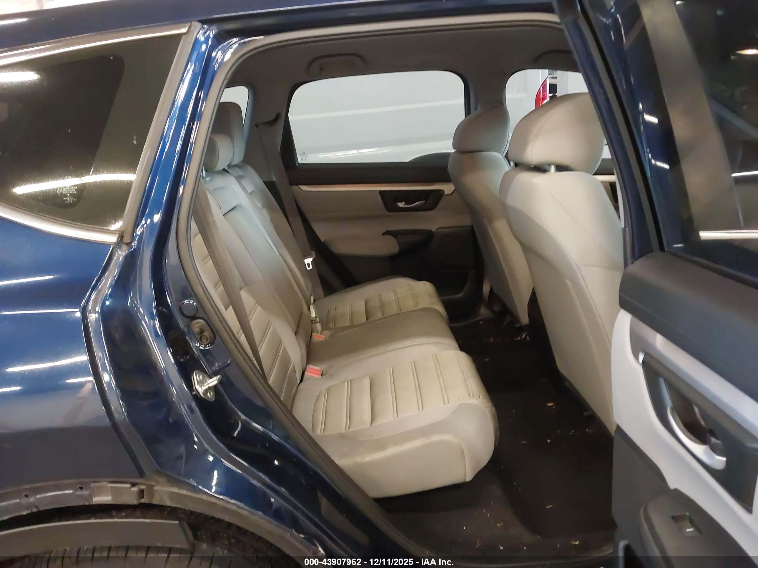 HONDA CR-V image 8