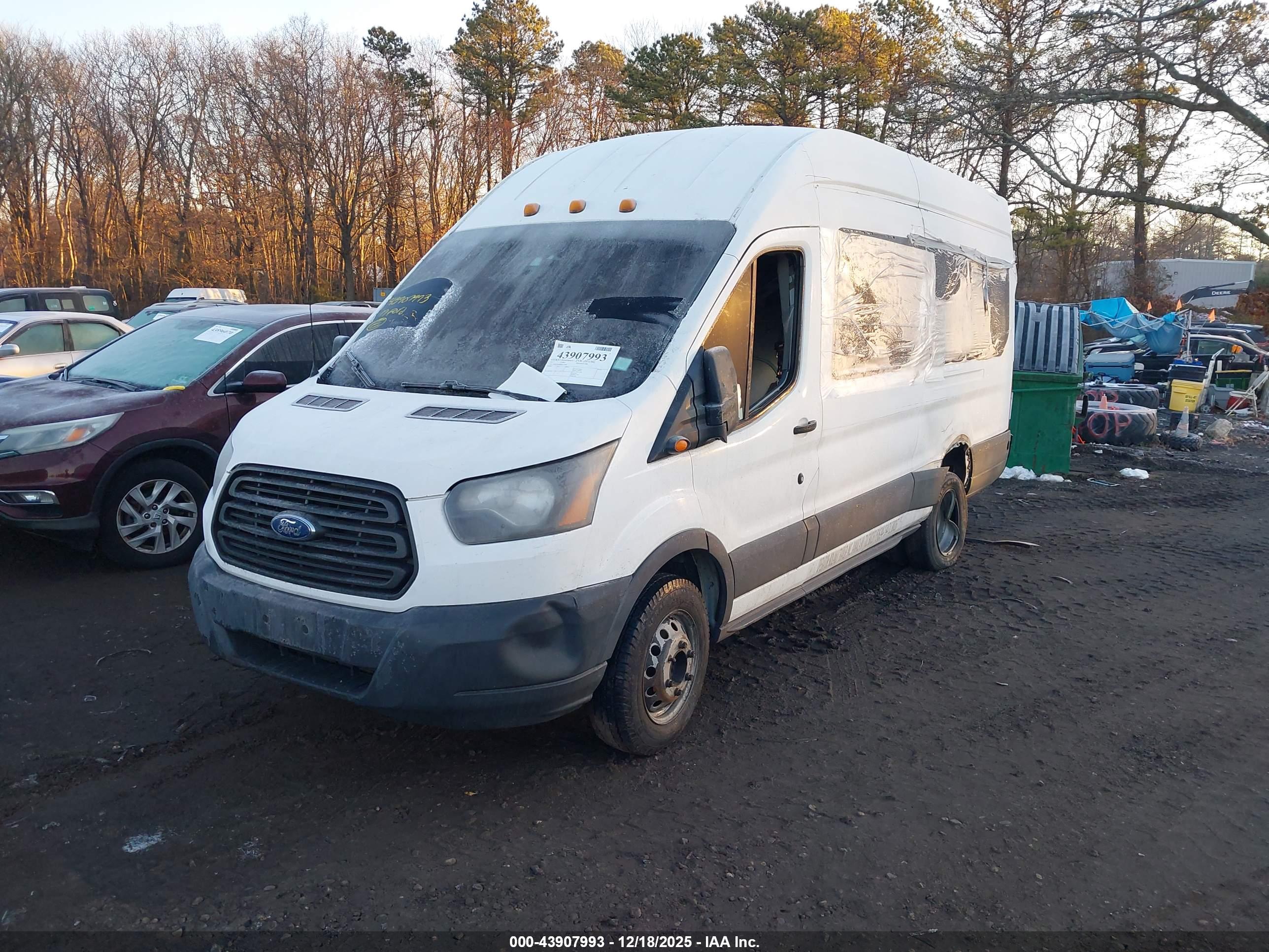 FORD TRANSIT-350 image 2