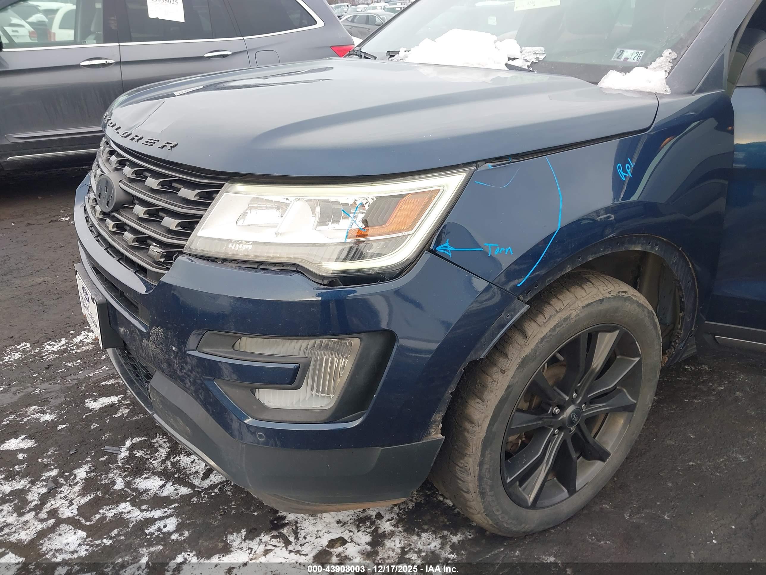 FORD EXPLORER image 6