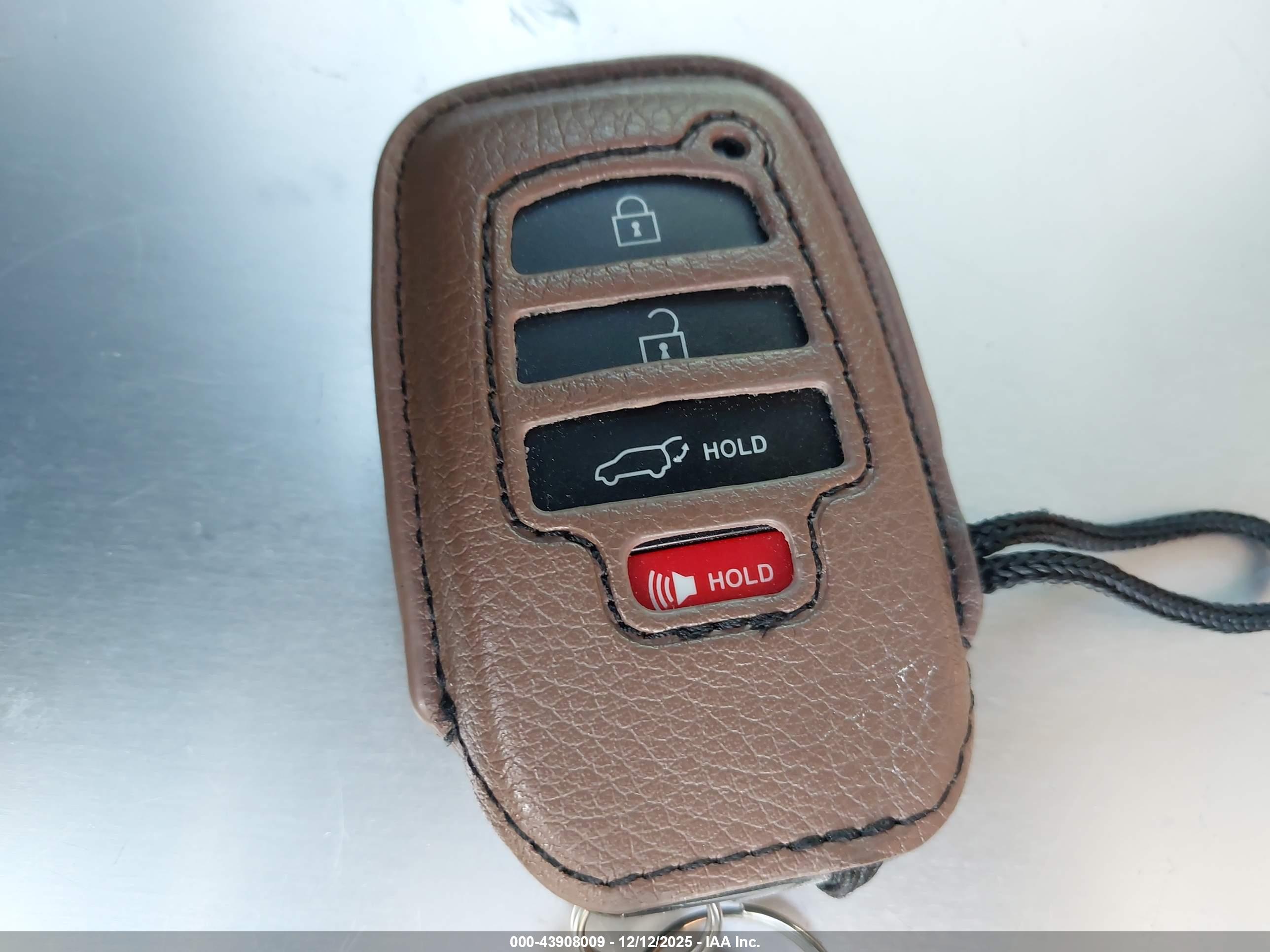 TOYOTA HIGHLANDER image 11