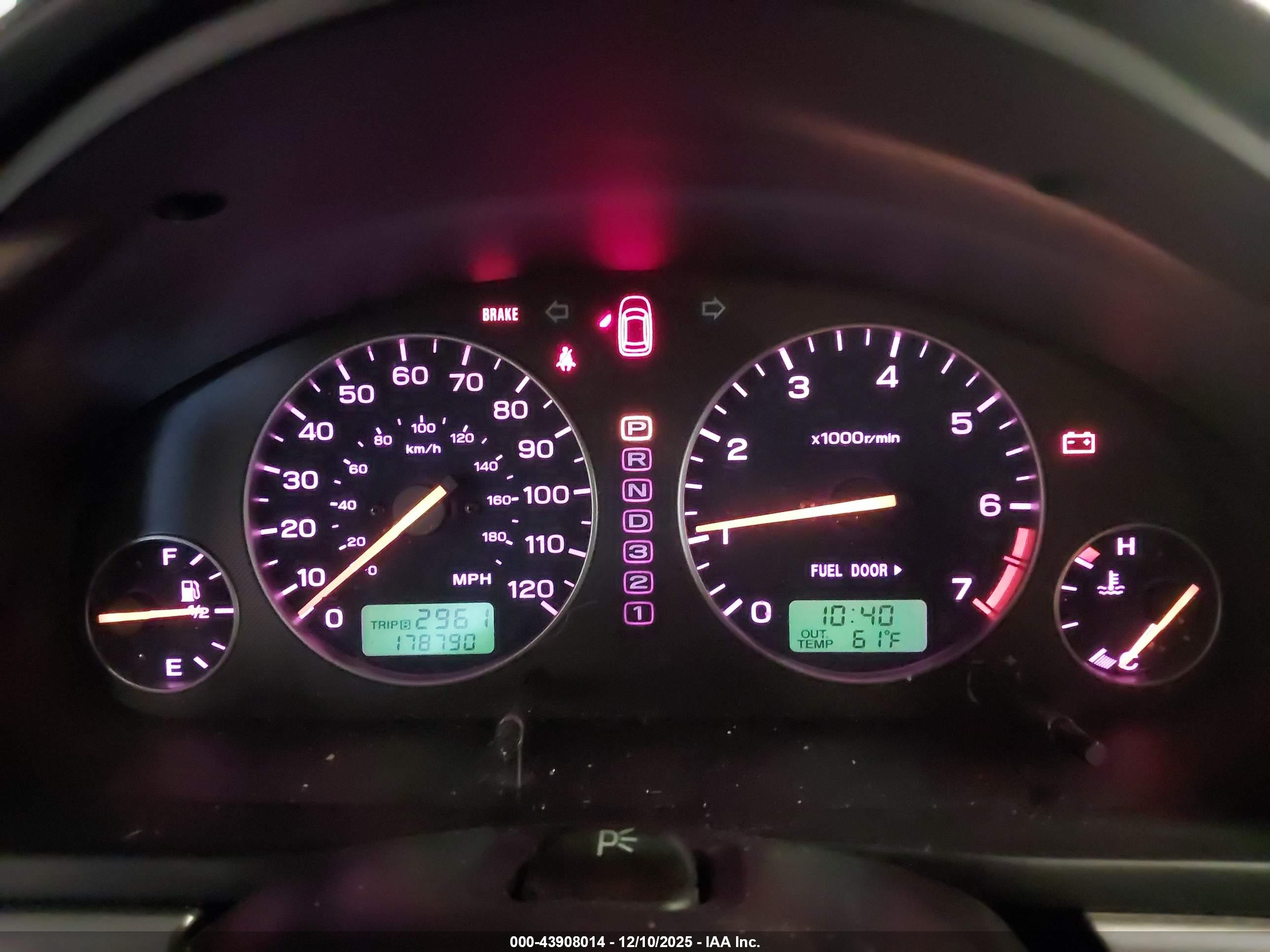 SUBARU BAJA image 7