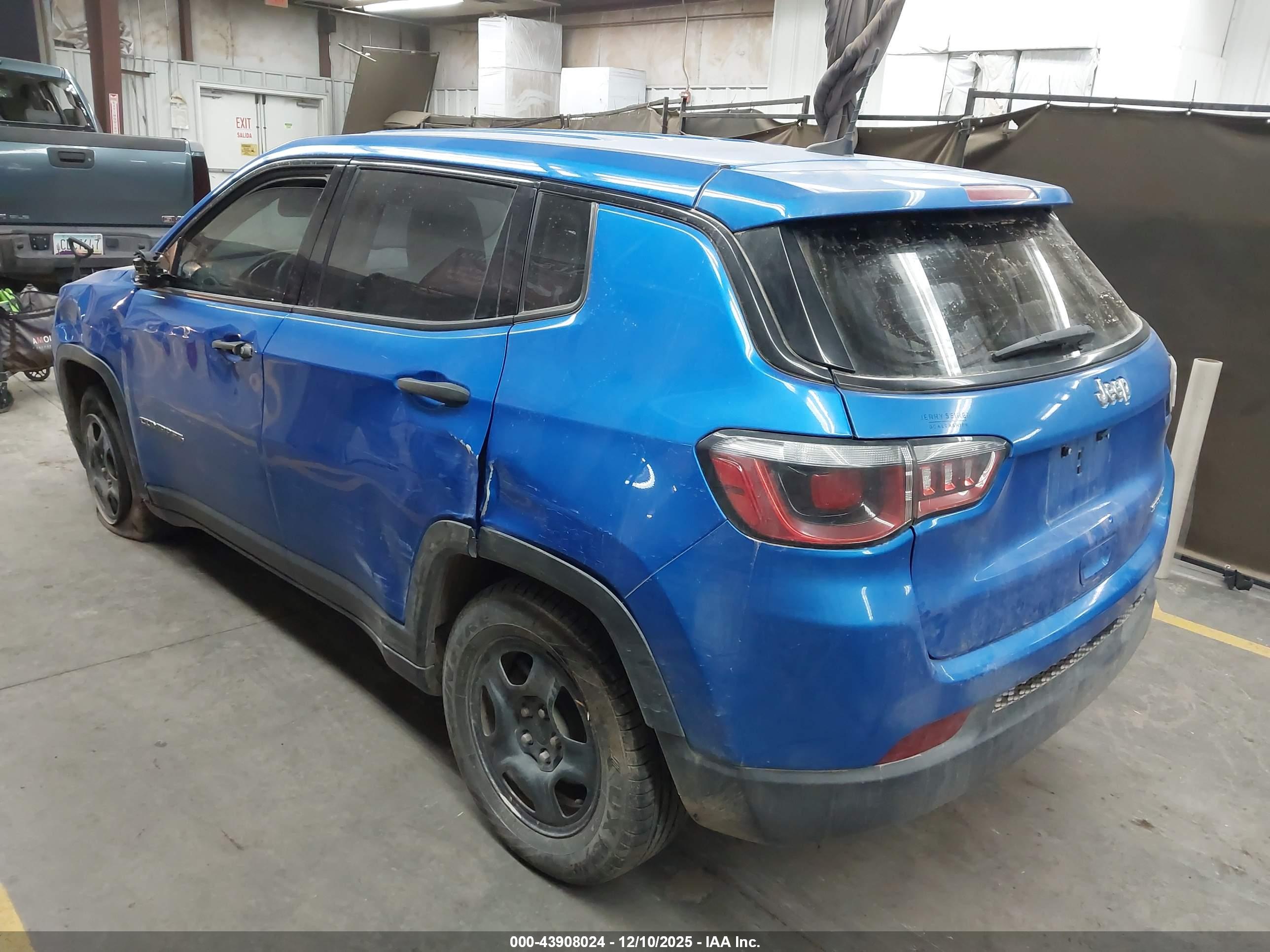JEEP COMPASS image 3