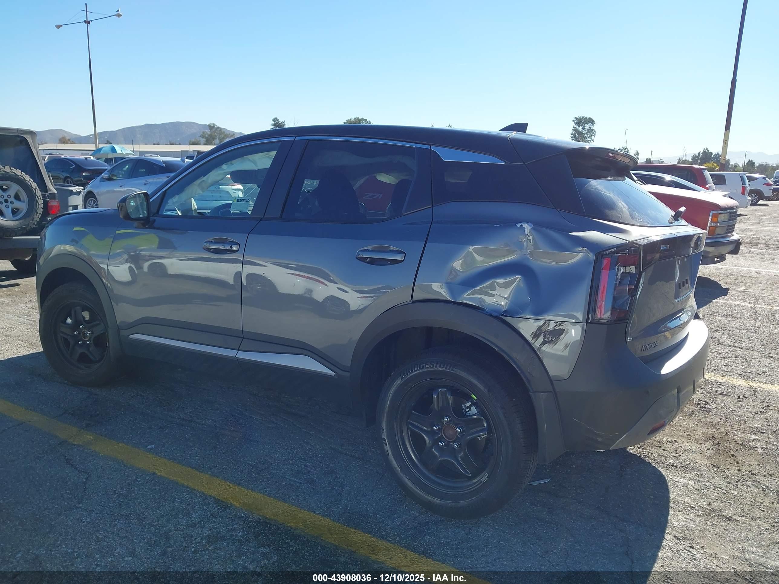 NISSAN KICKS image 3
