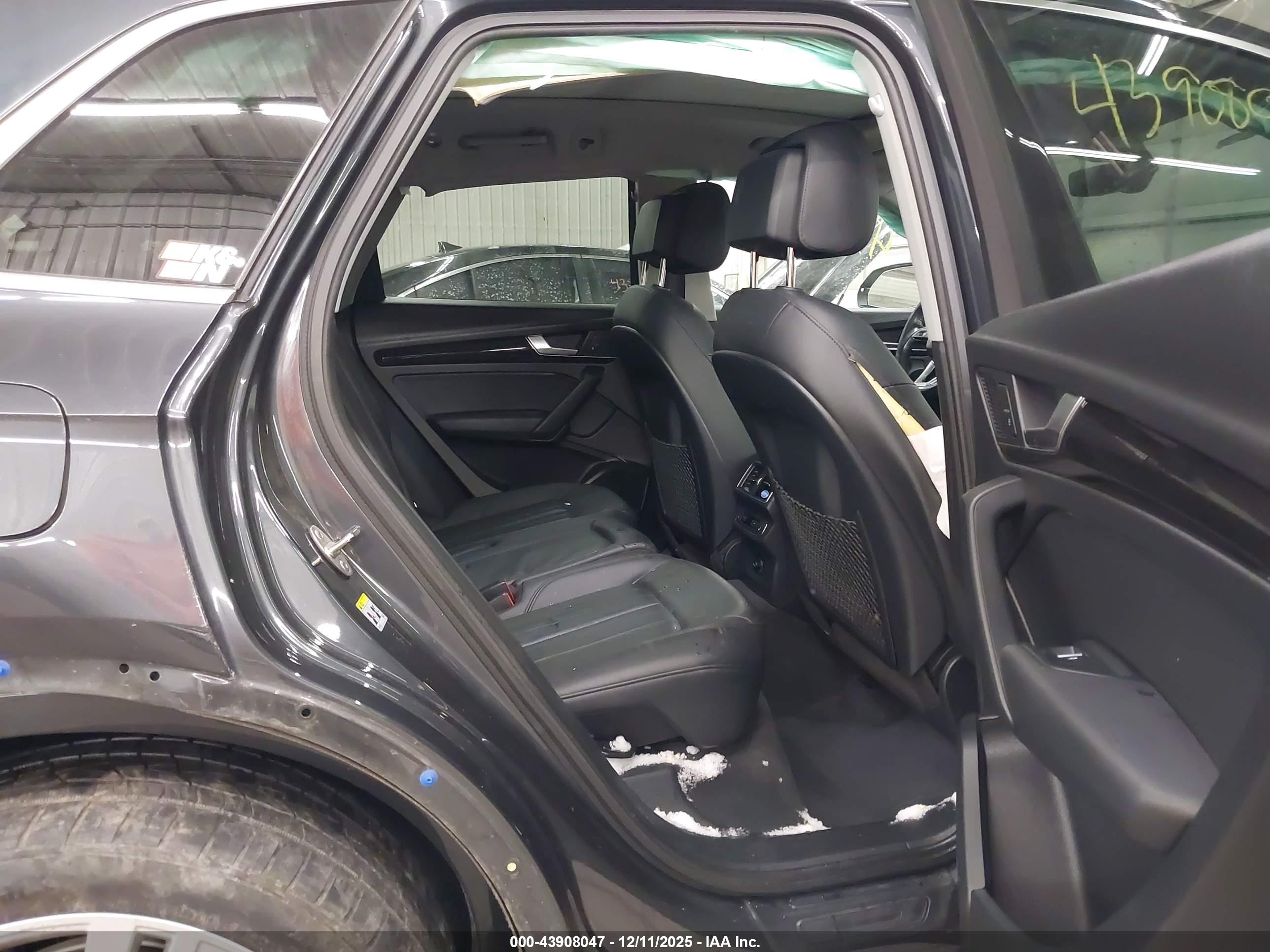AUDI Q5 image 8