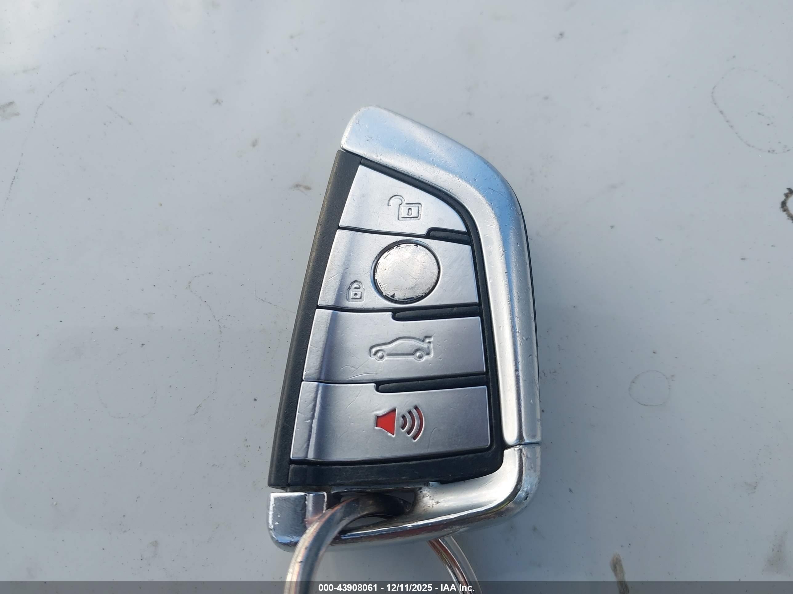 BMW 530I image 11