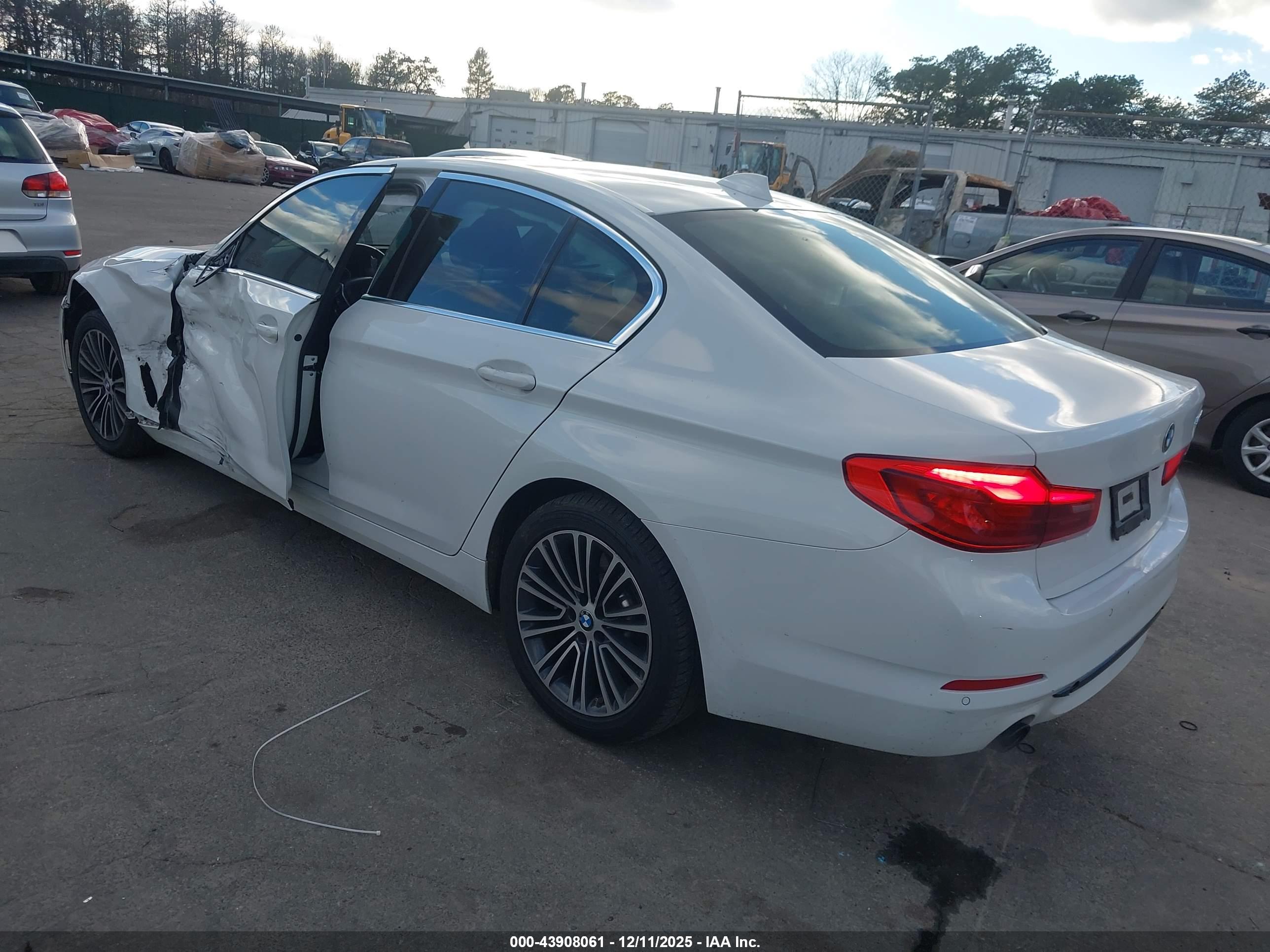 BMW 530I image 3