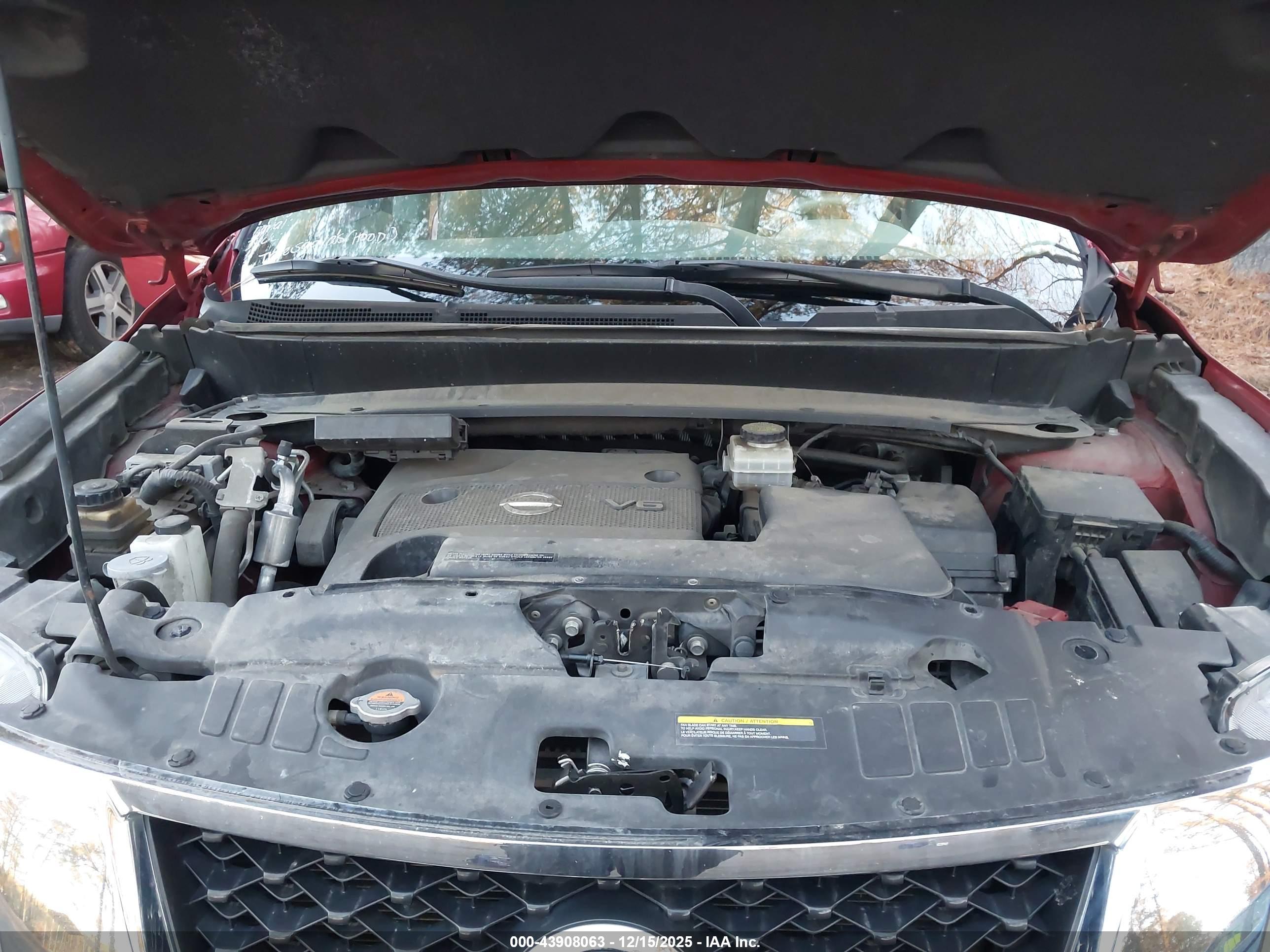 NISSAN PATHFINDER image 10