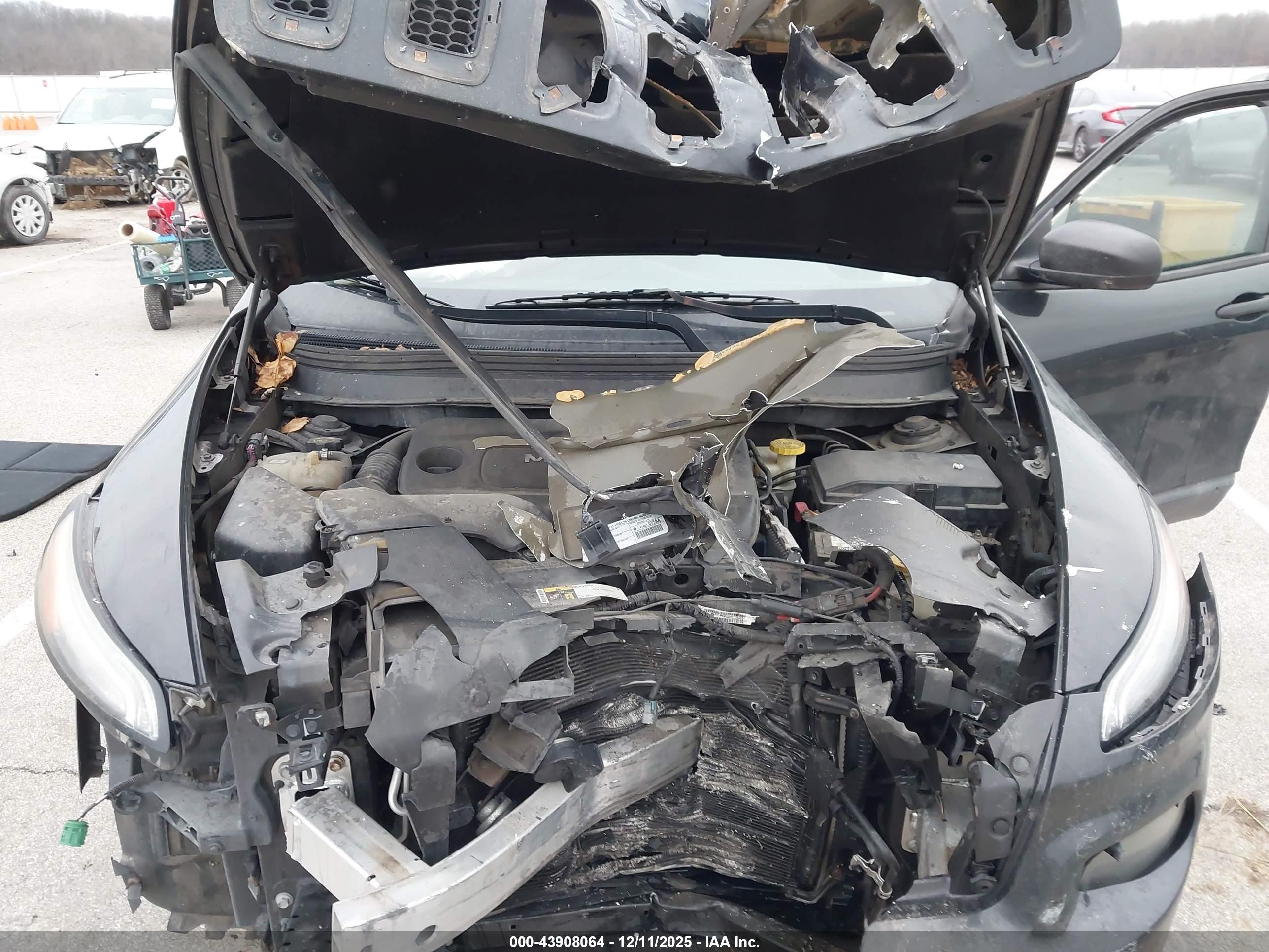 JEEP CHEROKEE image 10