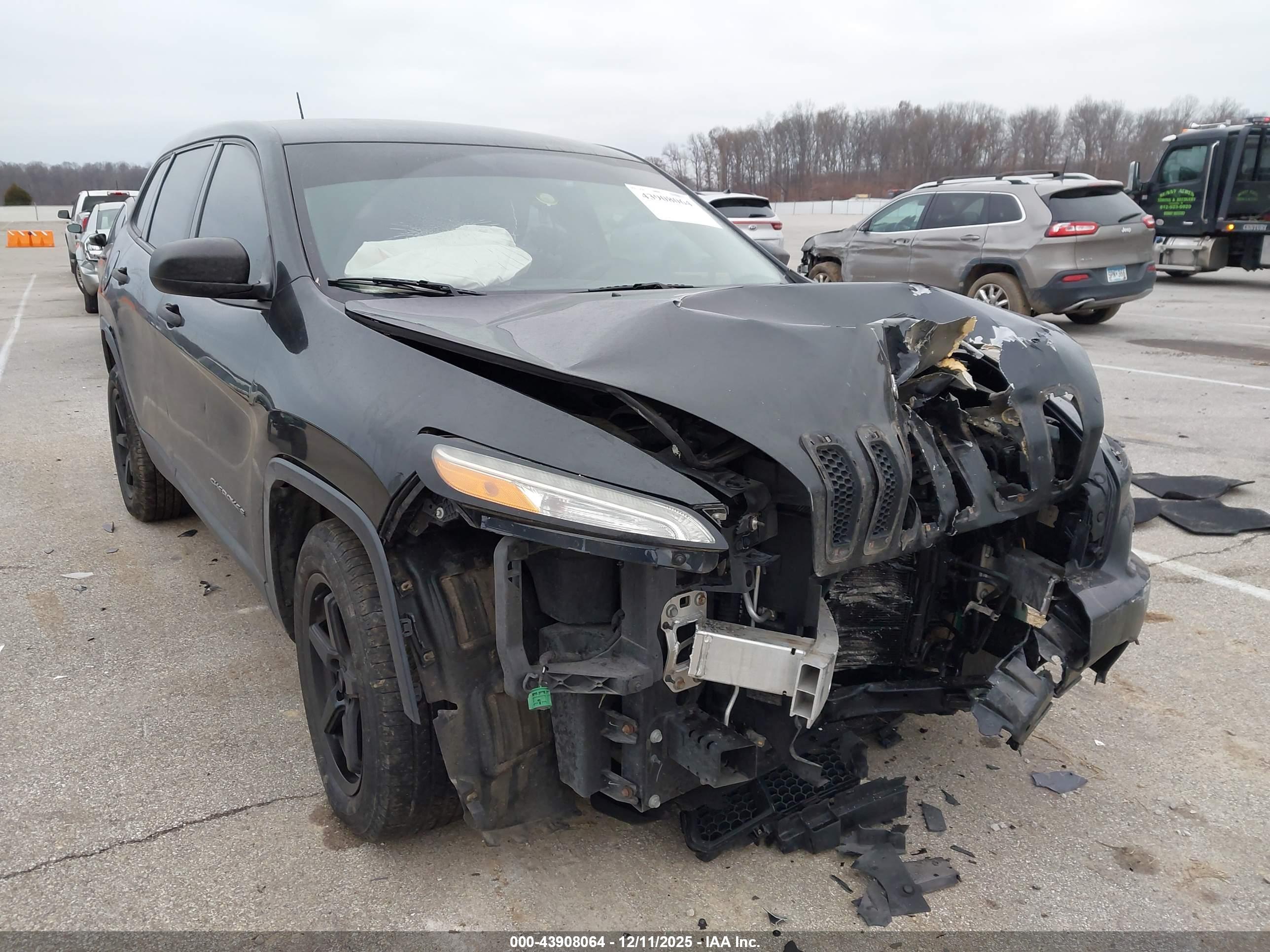 JEEP CHEROKEE image 6