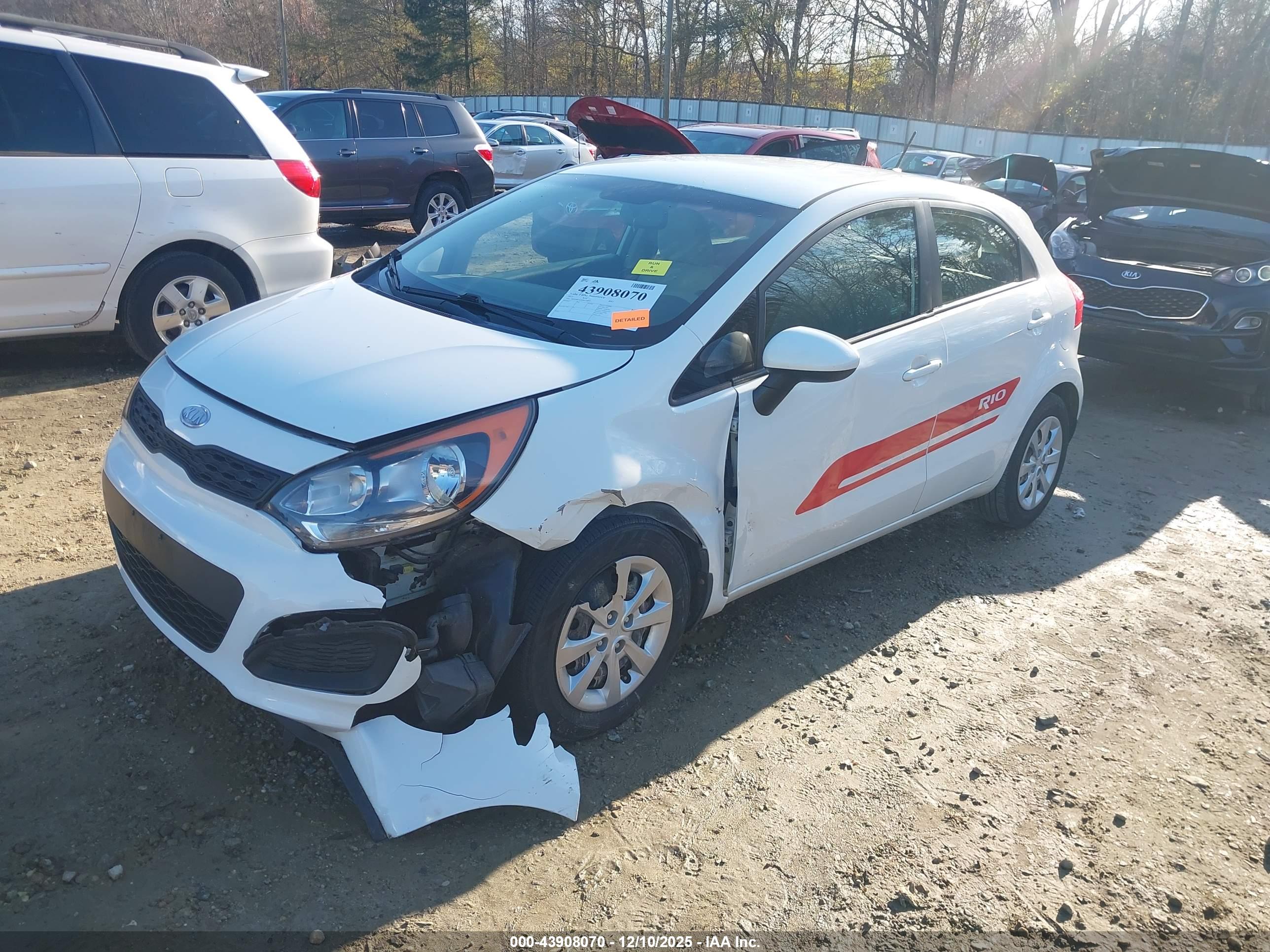 KIA RIO image 2