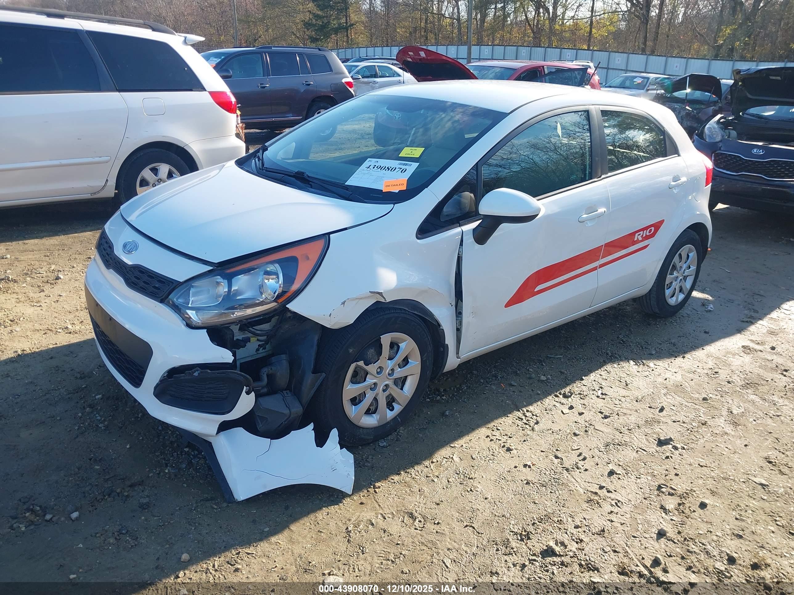 KIA RIO image 6