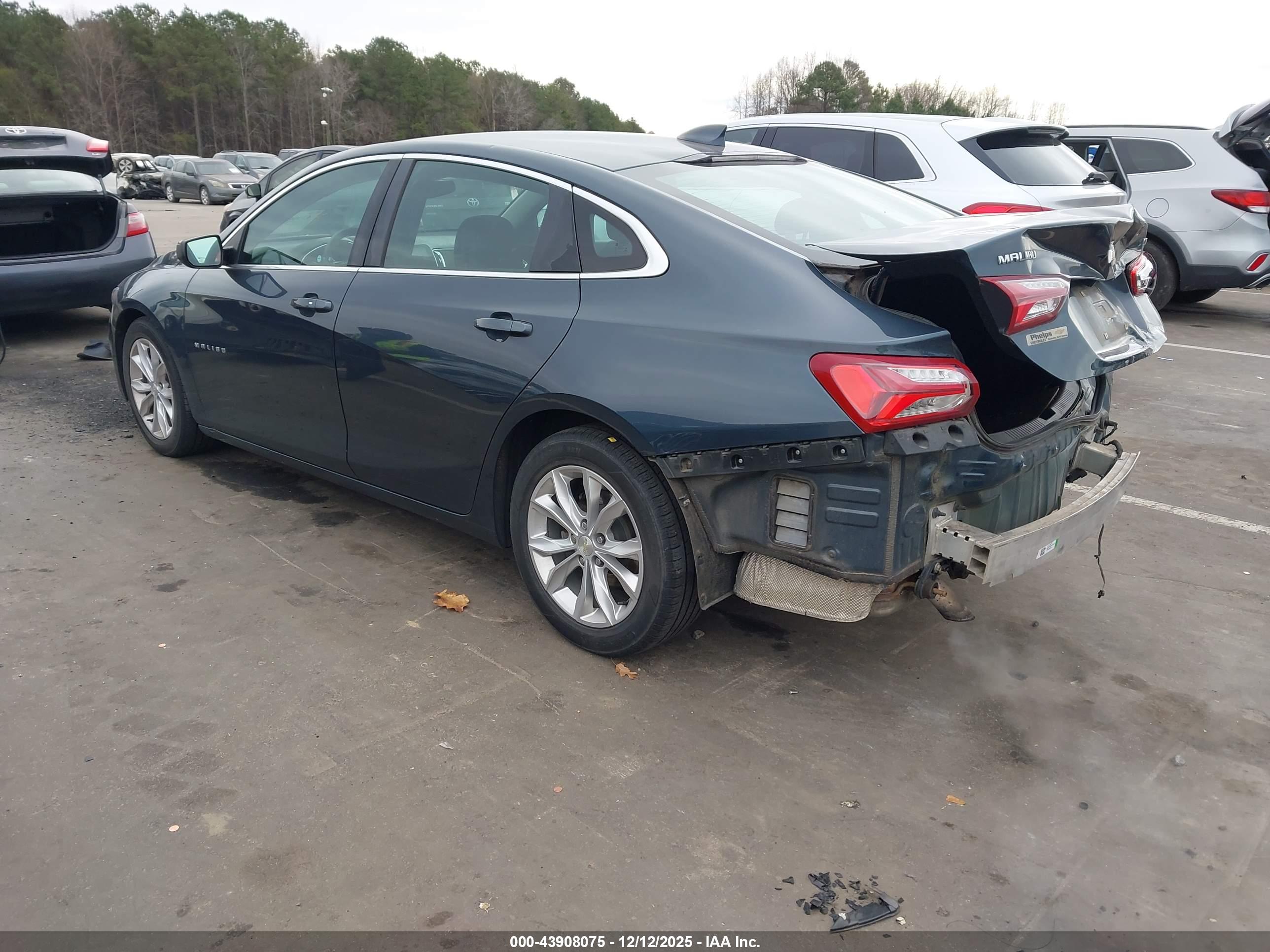 CHEVROLET MALIBU image 3