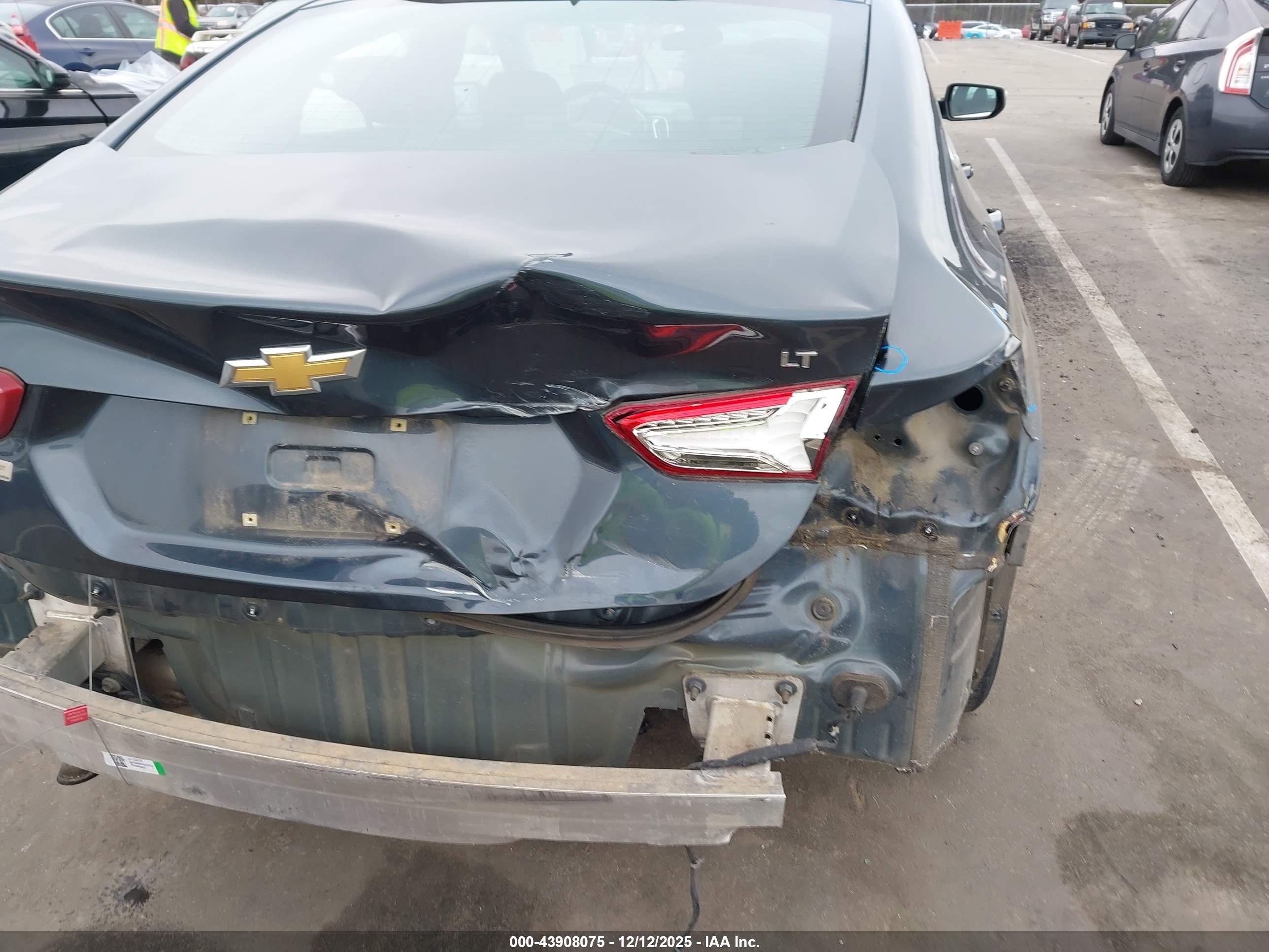 CHEVROLET MALIBU image 6