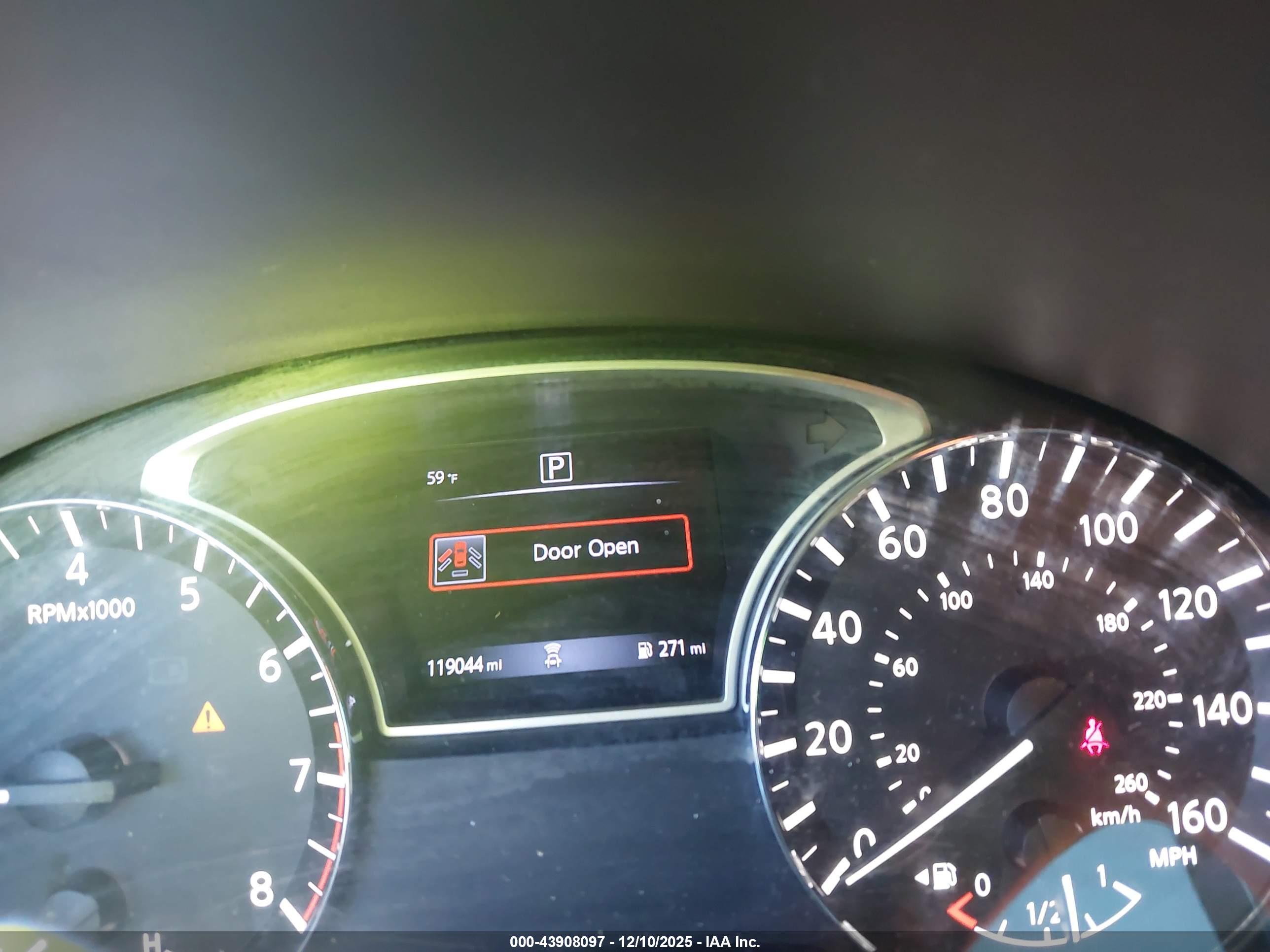 NISSAN ALTIMA image 7