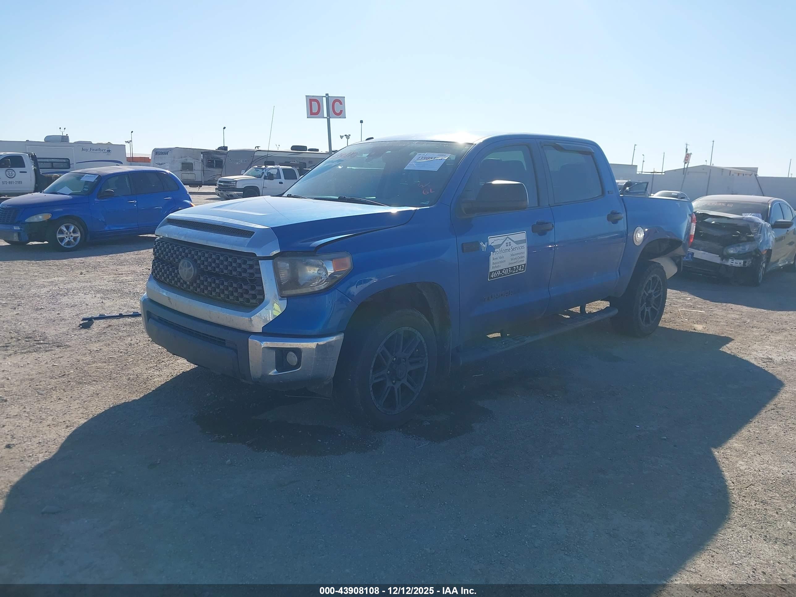 TOYOTA TUNDRA image 2