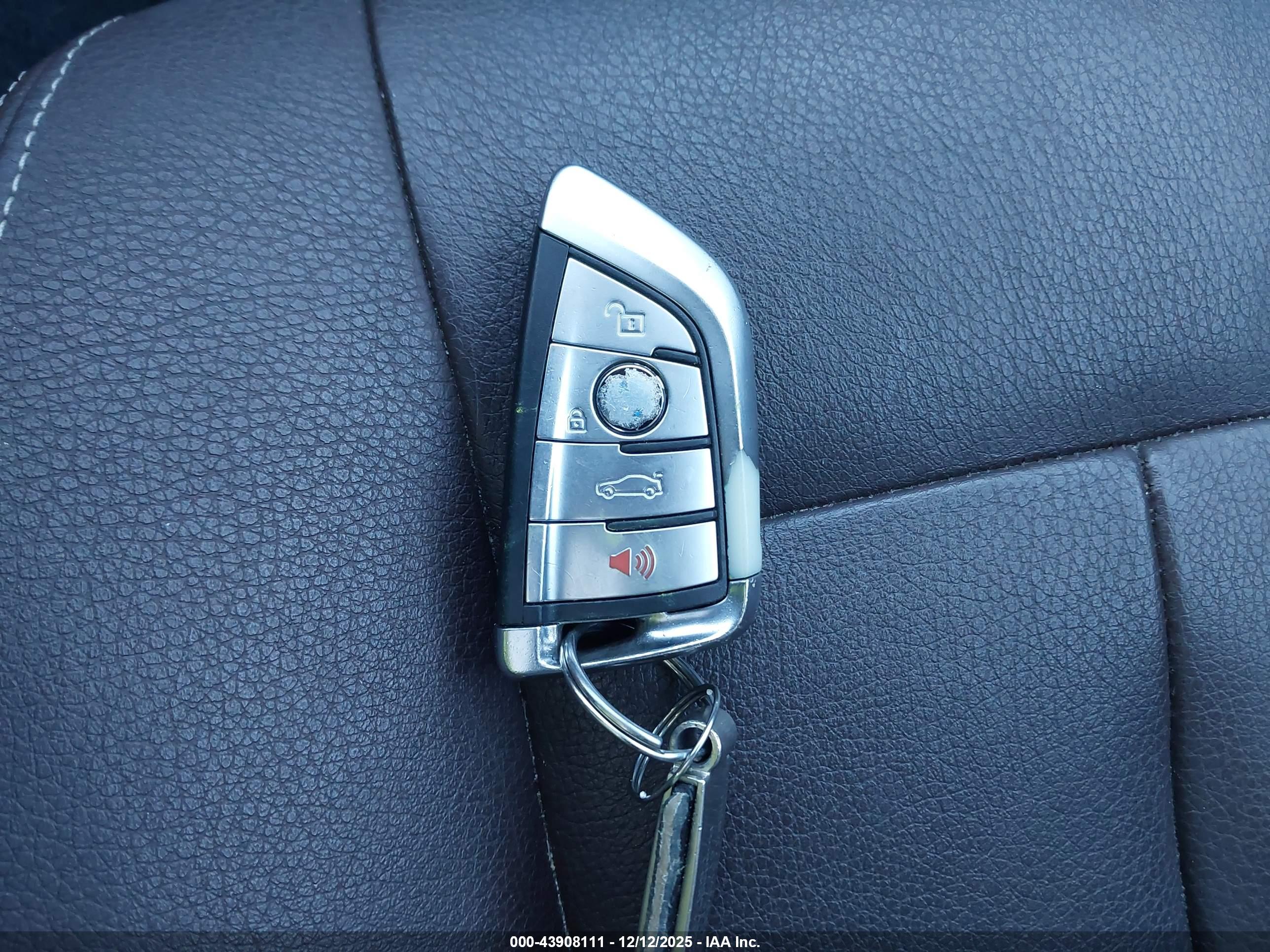 BMW X5 image 11